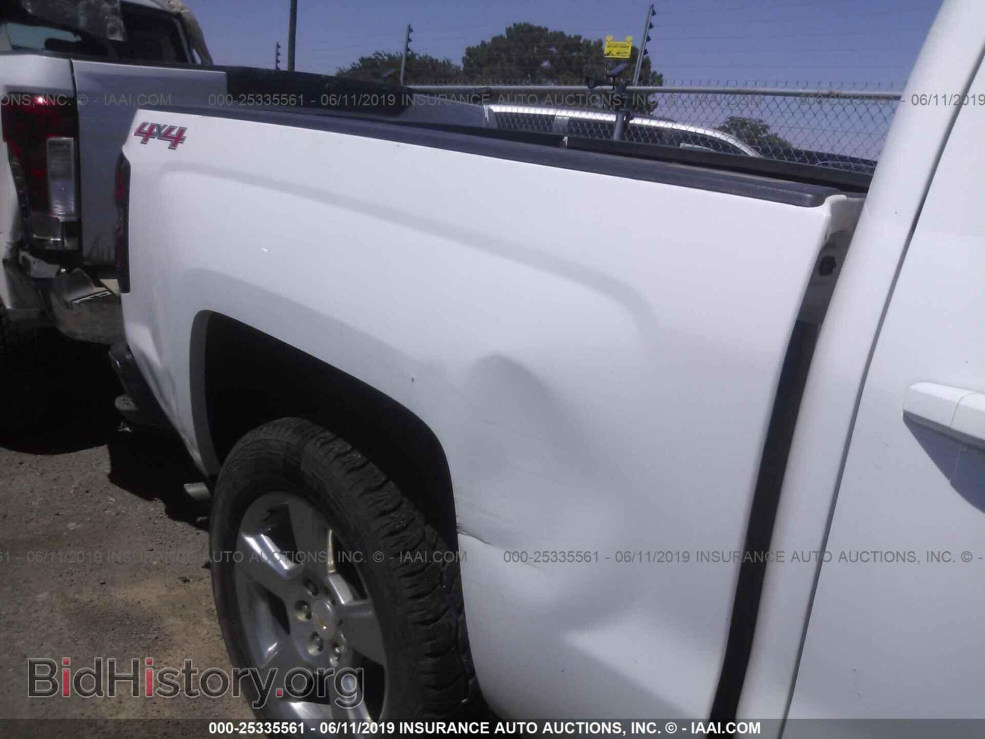 2017 CHEVROLET SILVERADO - VIN: 3GCUKREC9HG324896 - Photo 6