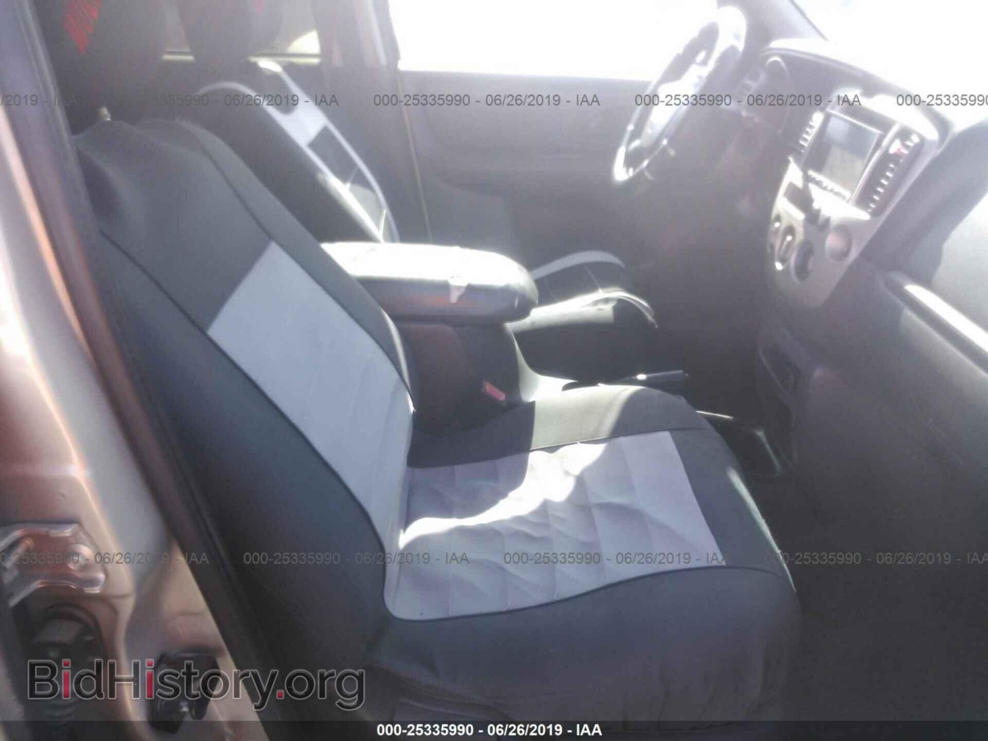 2004 MAZDA TRIBUTE - VIN: 4F2CZ06194KM09420 - Фото 5