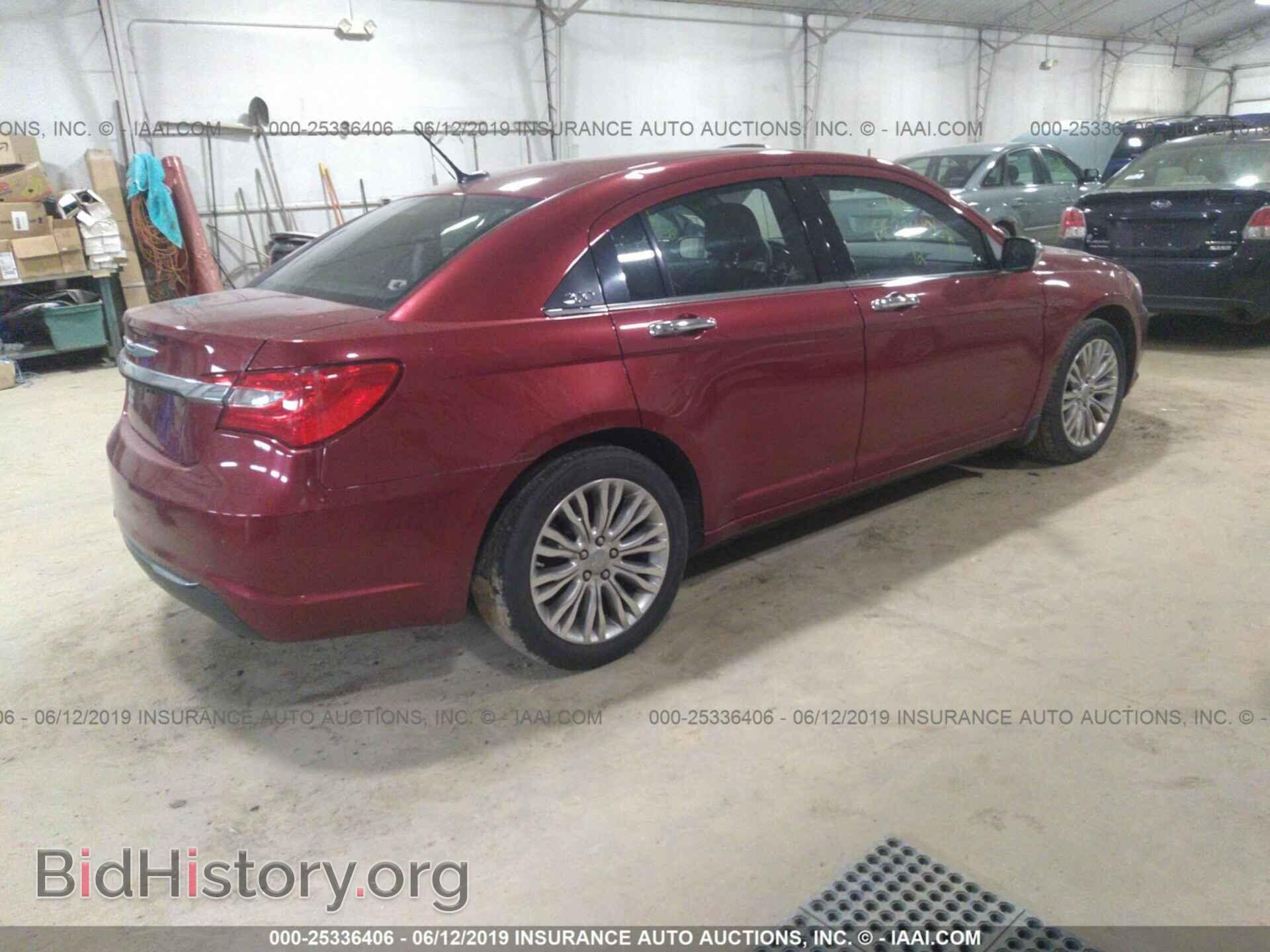 2012 CHRYSLER 200 - VIN: 1C3CCBCBXCN250743 - Фото 4