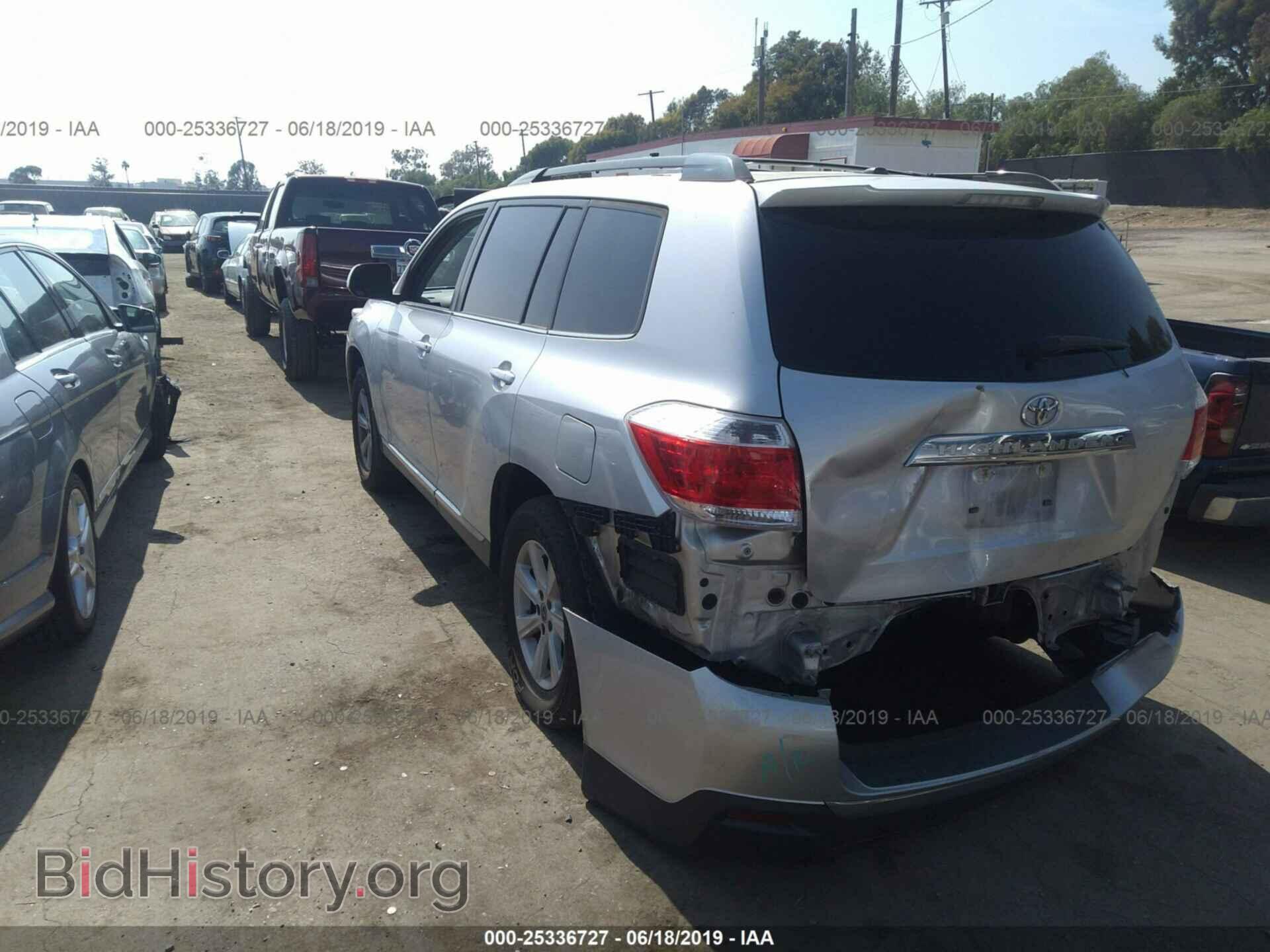 2012 TOYOTA HIGHLANDER - VIN: 5TDZK3EH5CS063548 - Фото 3