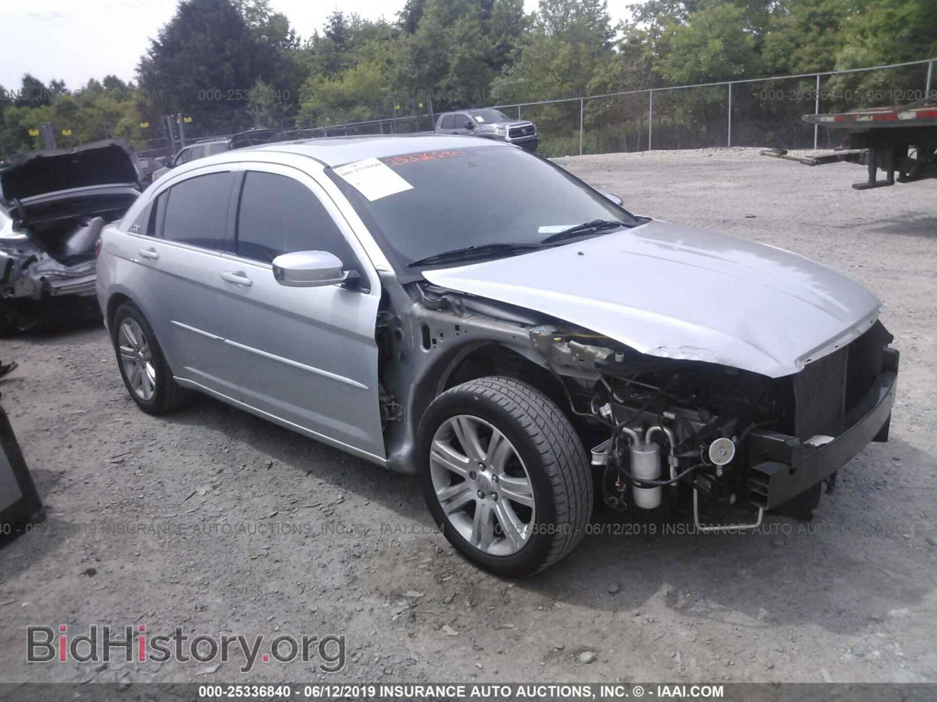Photo 1C3CCBBG2CN228443 - CHRYSLER 200 2012