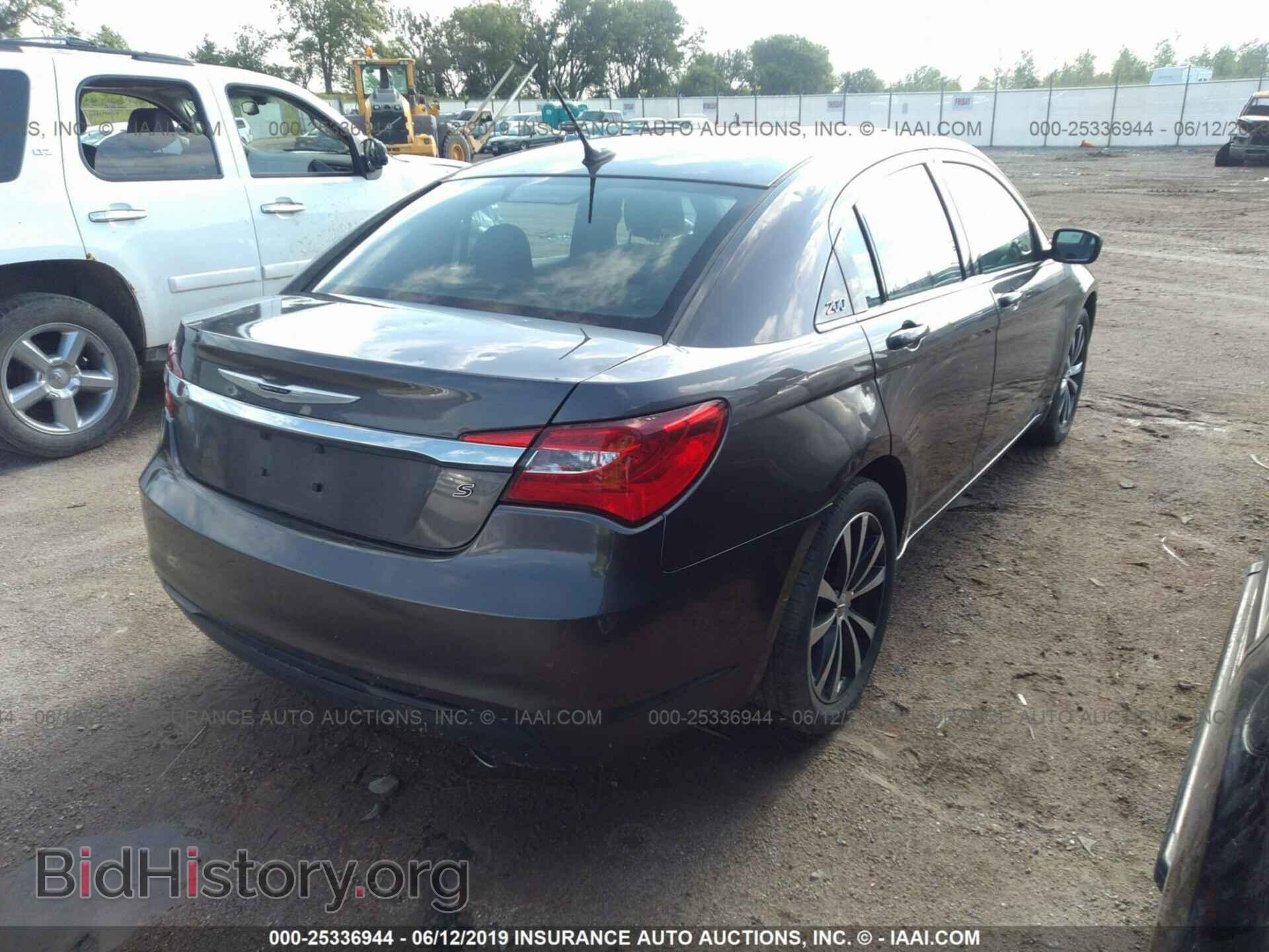 2014 CHRYSLER 200 - VIN: 1C3CCBBG5EN187180 - Photo 4