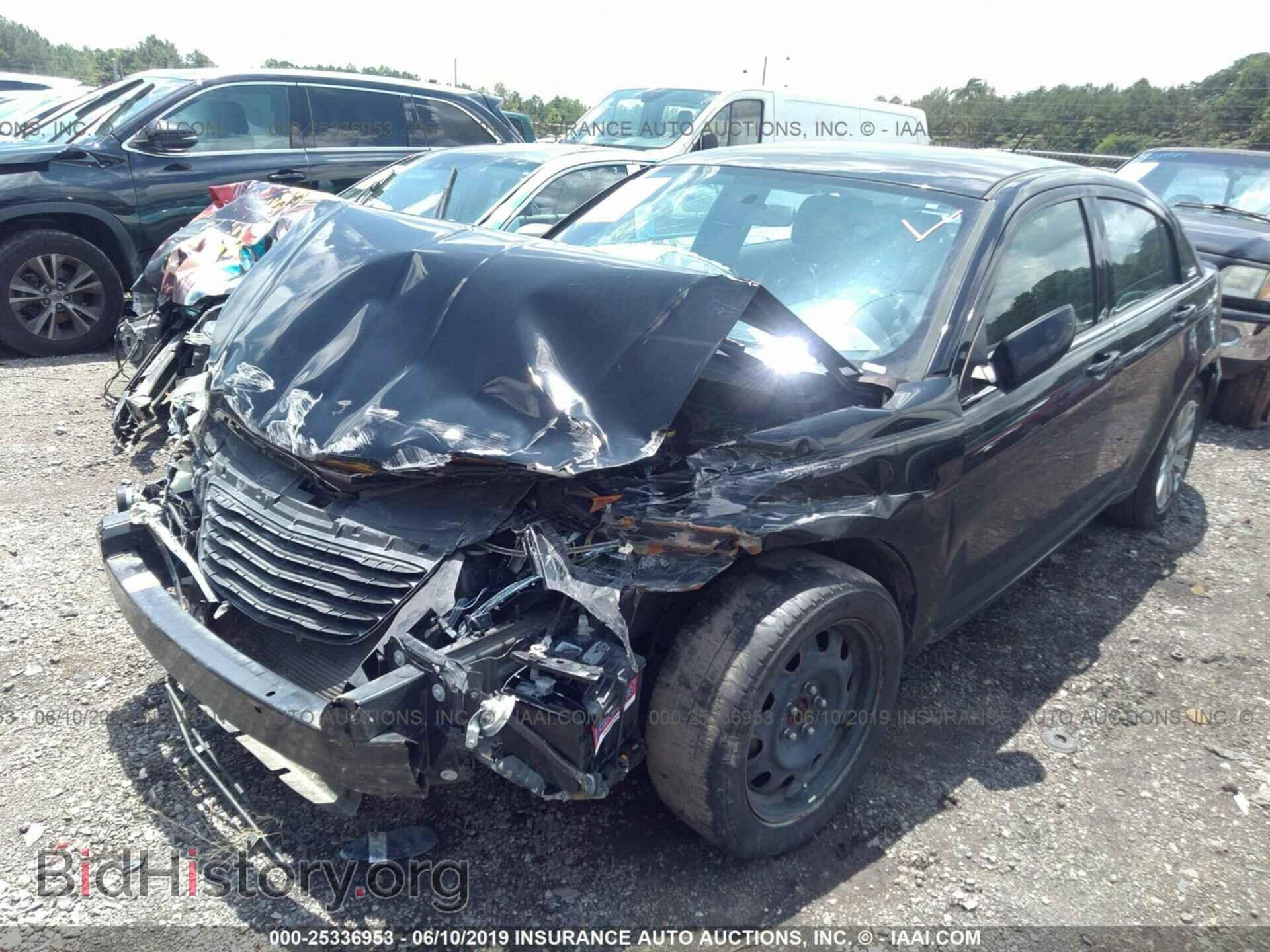 2013 CHRYSLER 200 - VIN: 1C3CCBBB6DN550072 - Фото 2