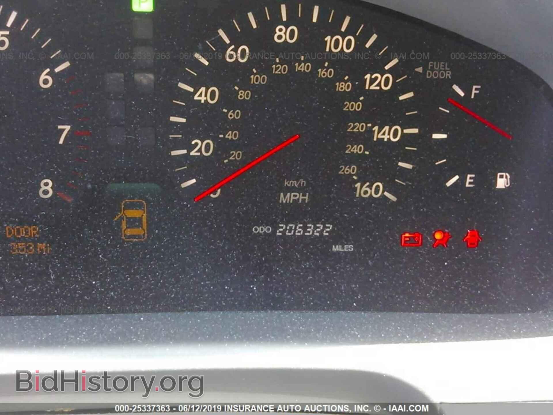 2002 LEXUS LS - VIN: JTHBN30F820084683 - Фото 7