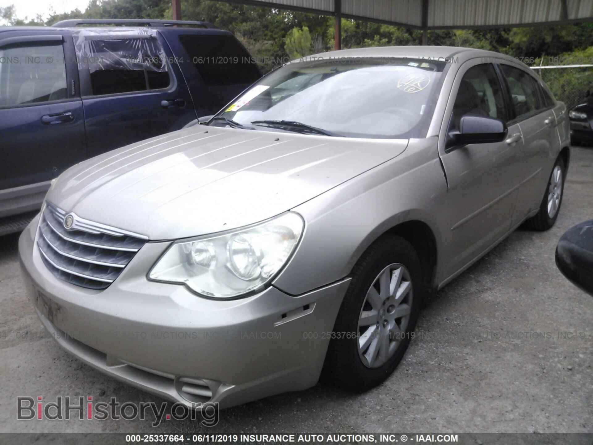 2008 CHRYSLER SEBRING - VIN: 1C3LC46K58N188571 - Фото 2