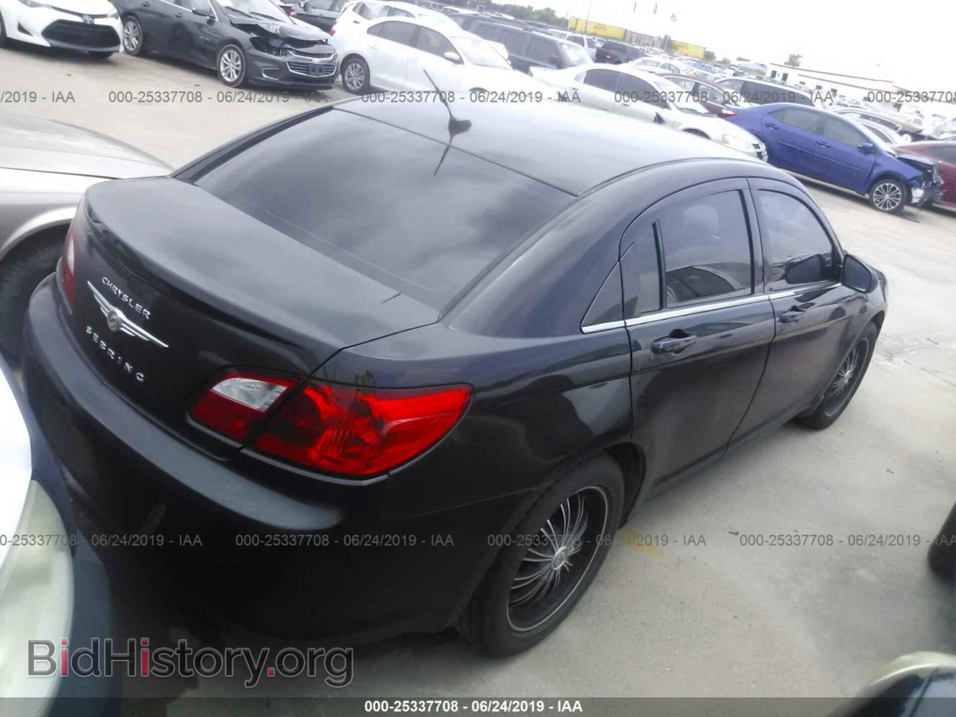 2010 CHRYSLER SEBRING - VIN: 1C3CC5FBXAN154363 - Фото 4