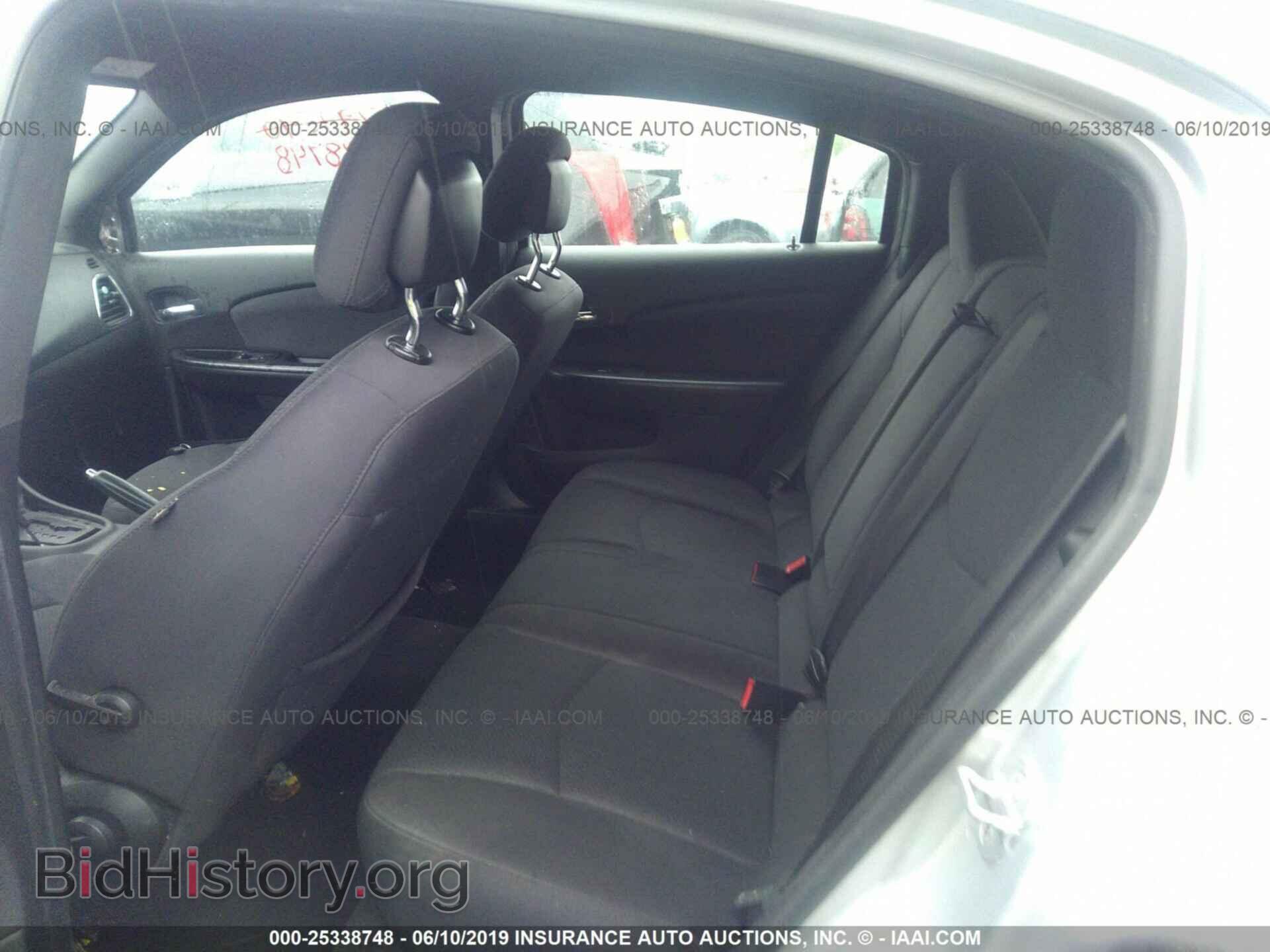 2012 CHRYSLER 200 - VIN: 1C3CCBAB4CN282641 - Фото 8