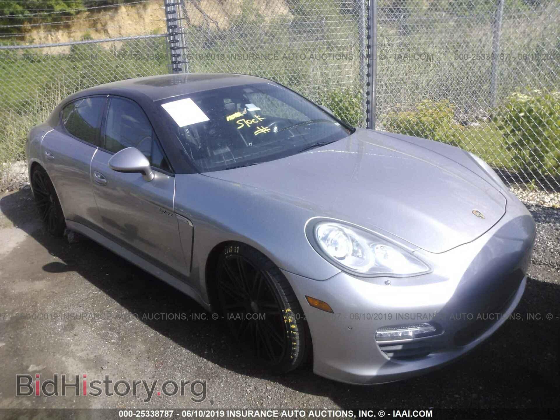Photo WP0AD2A71DL045016 - PORSCHE PANAMERA 2013