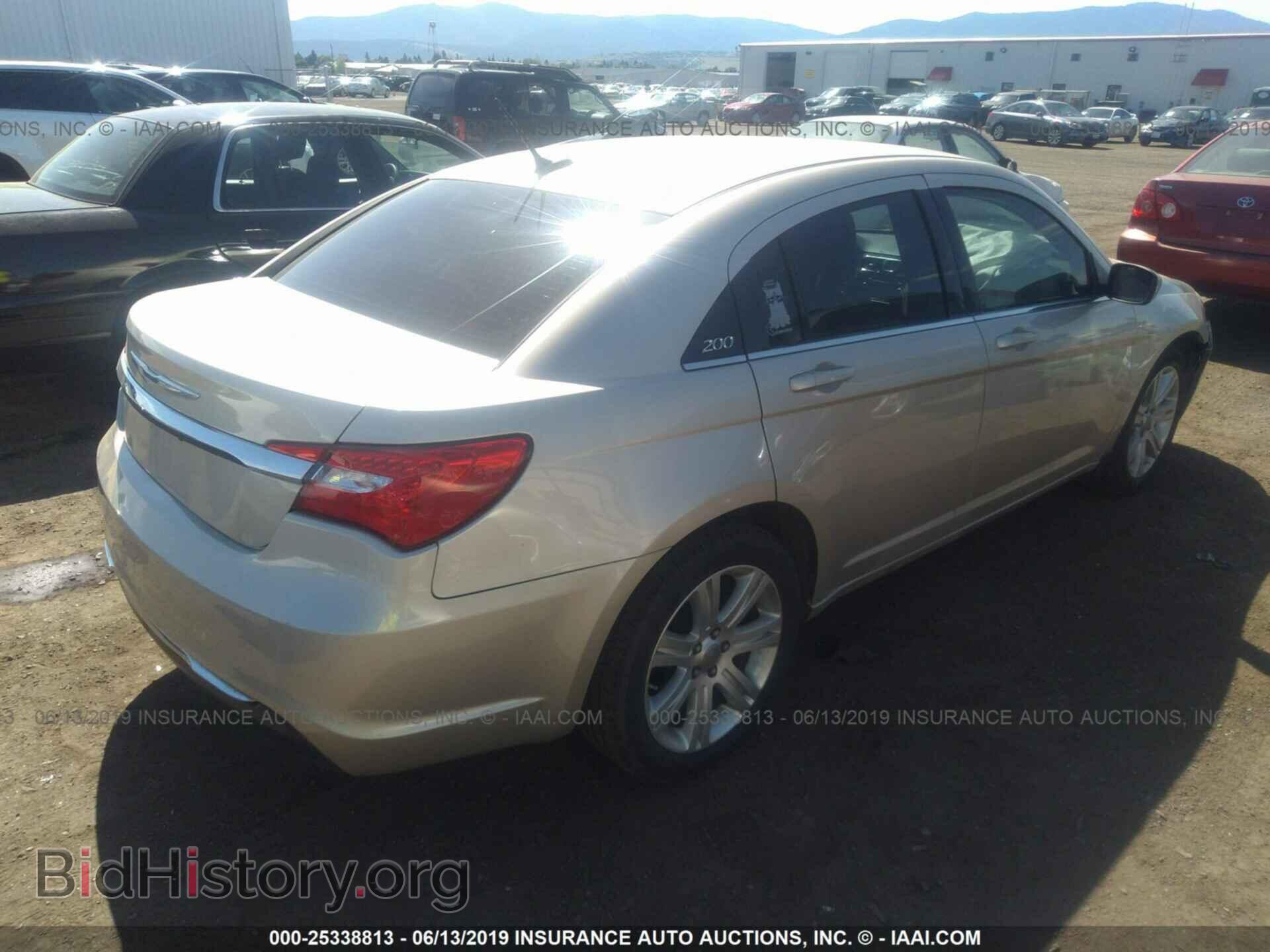 2013 CHRYSLER 200 - VIN: 1C3CCBBB0DN734407 - Photo 4