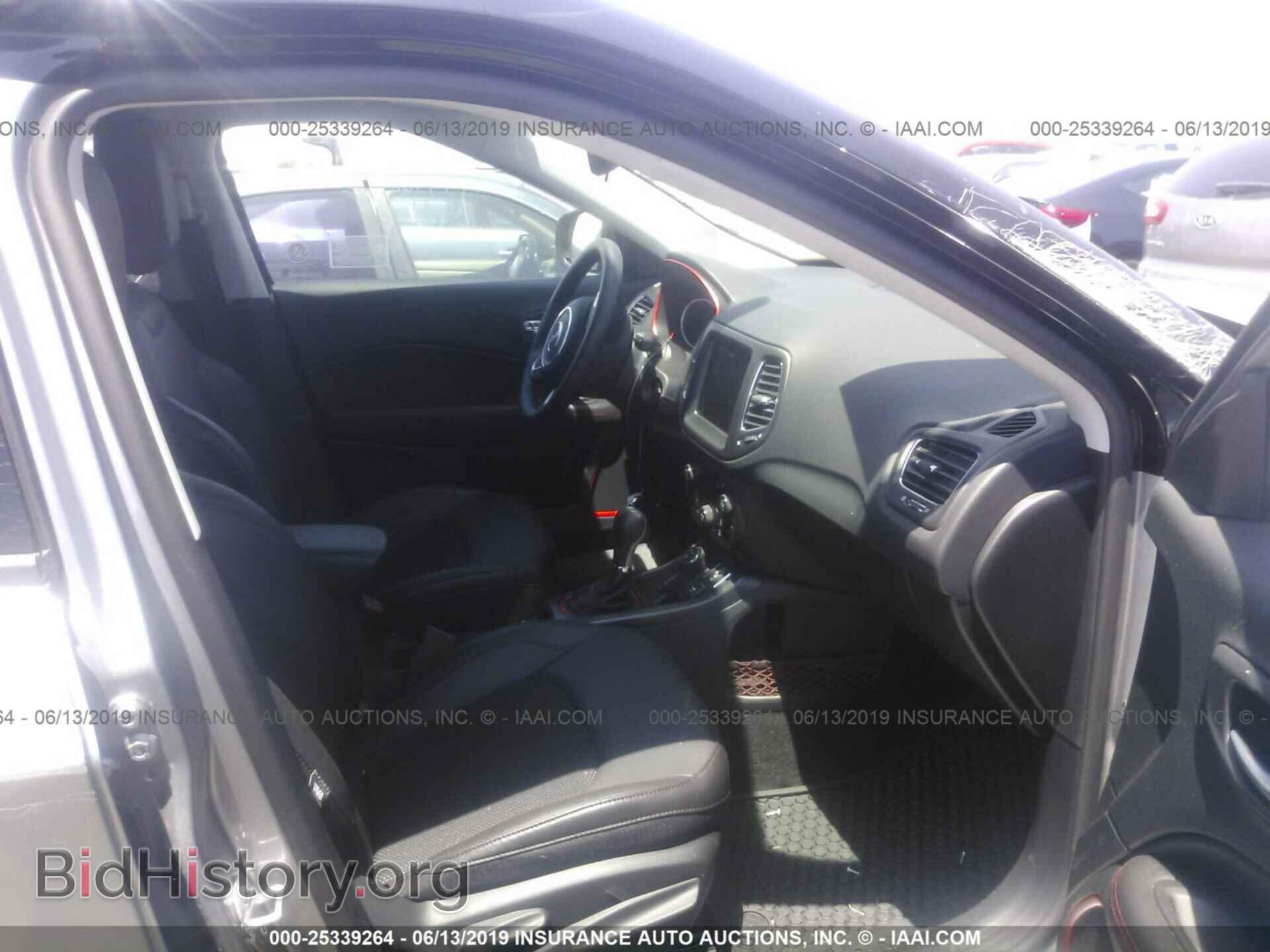 2019 JEEP COMPASS - VIN: 3C4NJDDB7KT668955 - Фото 5