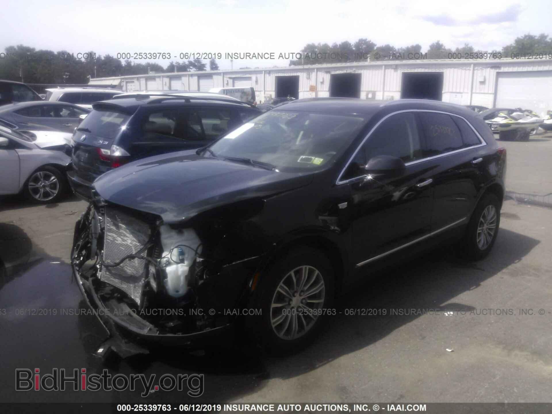 2017 CADILLAC XT5 - VIN: 1GYKNDRS2HZ127128 - Фото 2