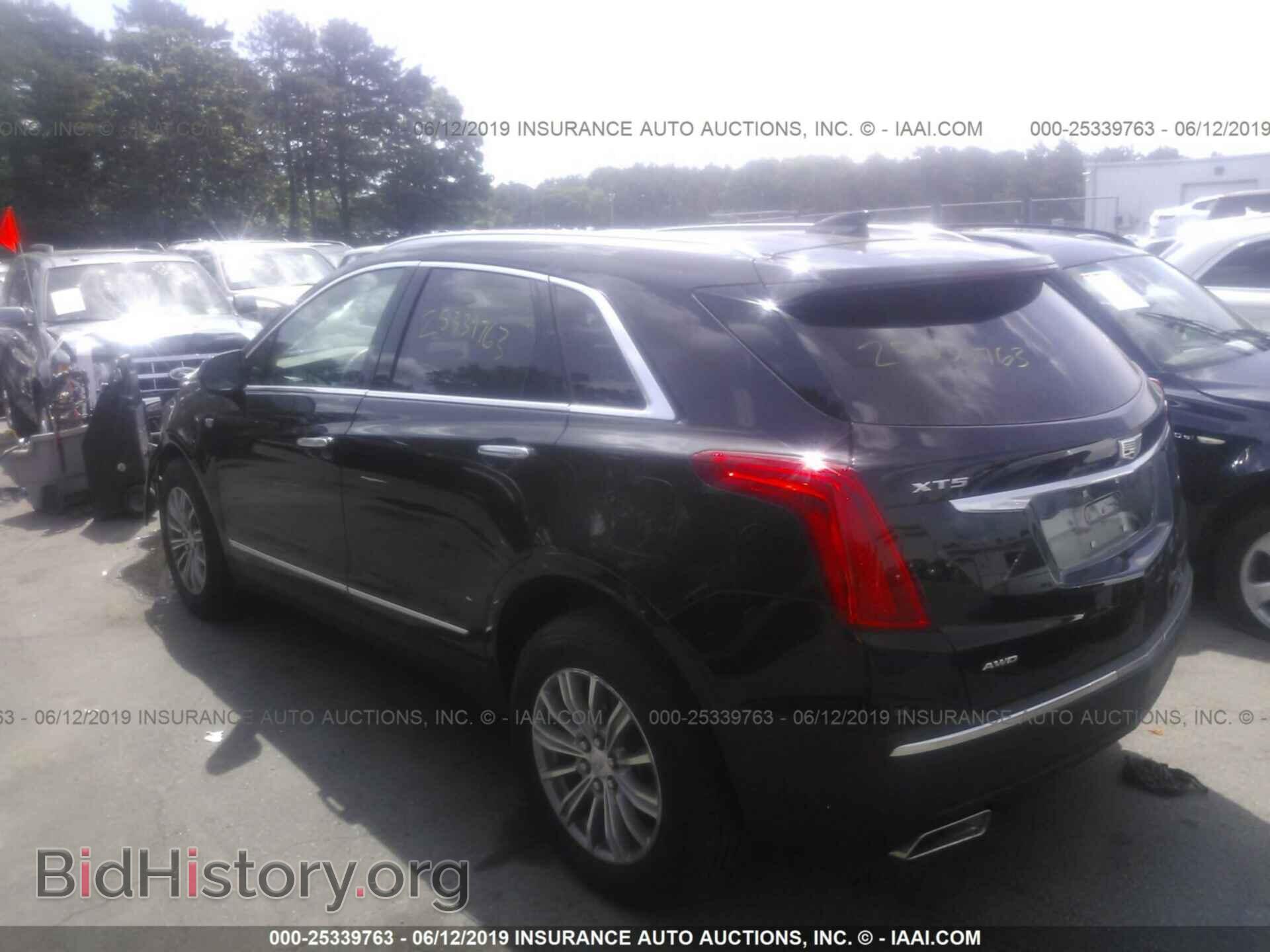 2017 CADILLAC XT5 - VIN: 1GYKNDRS2HZ127128 - Фото 3