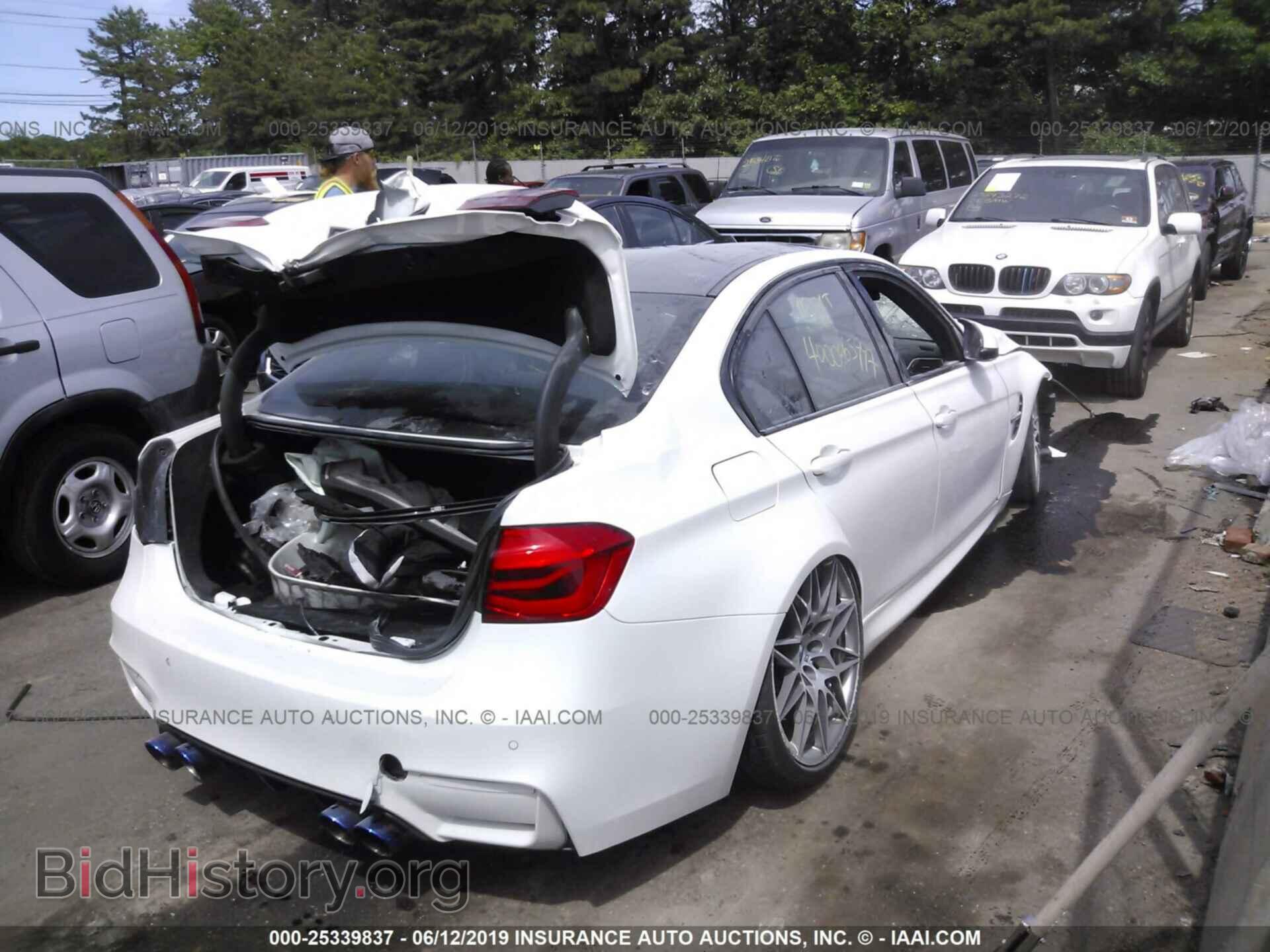 2017 BMW M3 - VIN: WBS8M9C50H5G84075 - Фото 4
