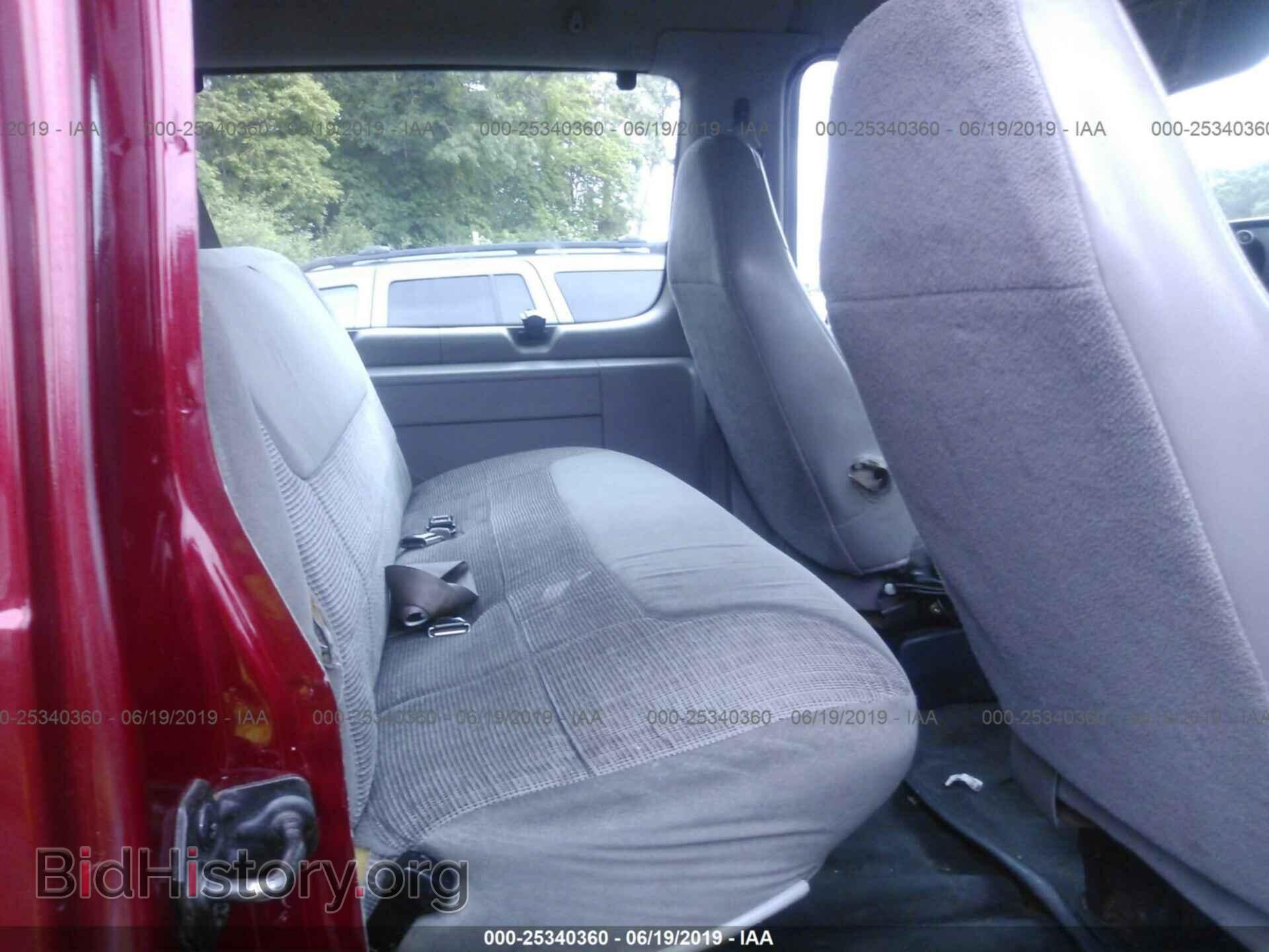 2001 FORD ECONOLINE - VIN: 1FBSS31L21HA00487 - Фото 8