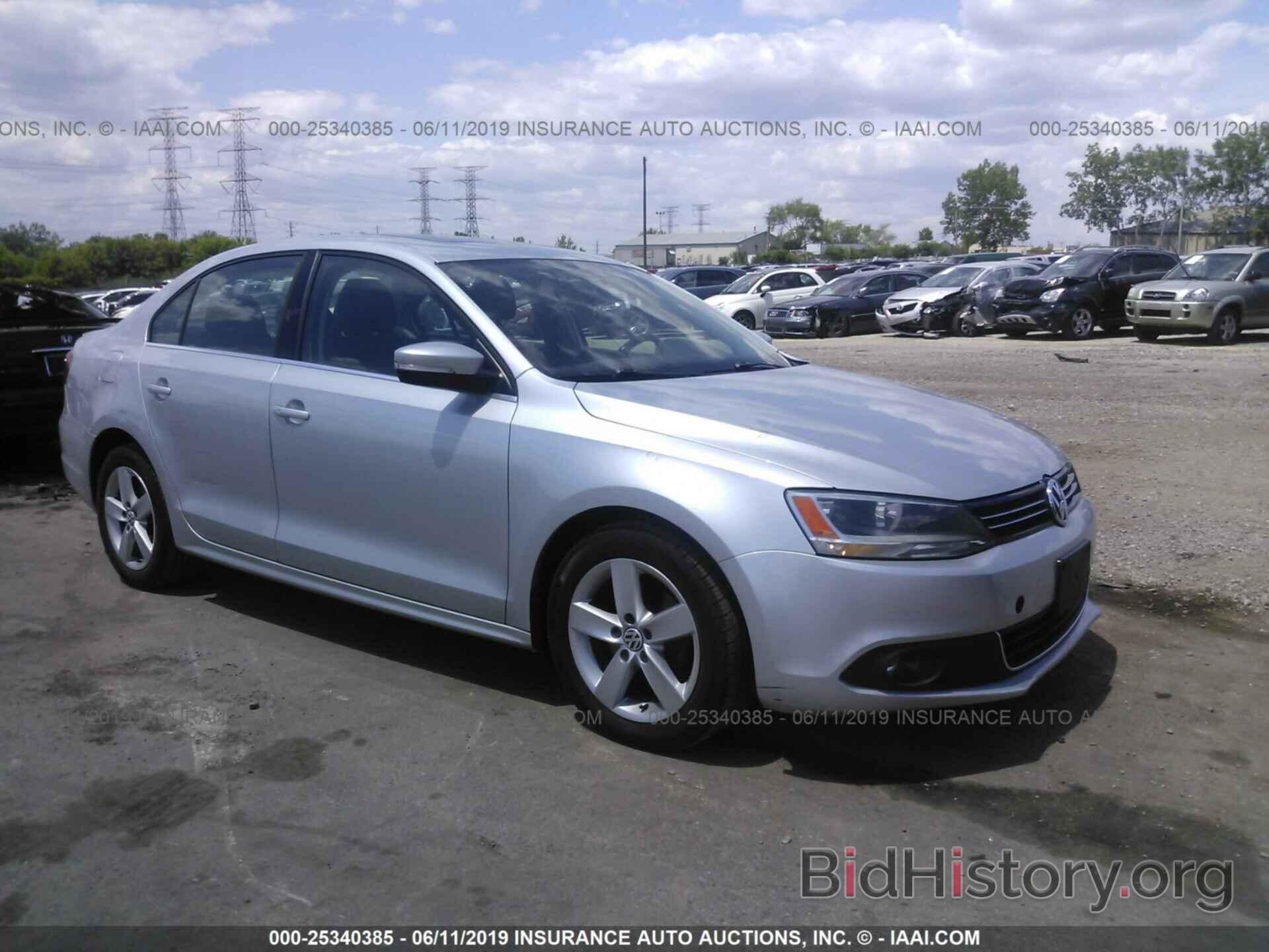 Фотография 3VWLL7AJ9BM021513 - VOLKSWAGEN JETTA 2011