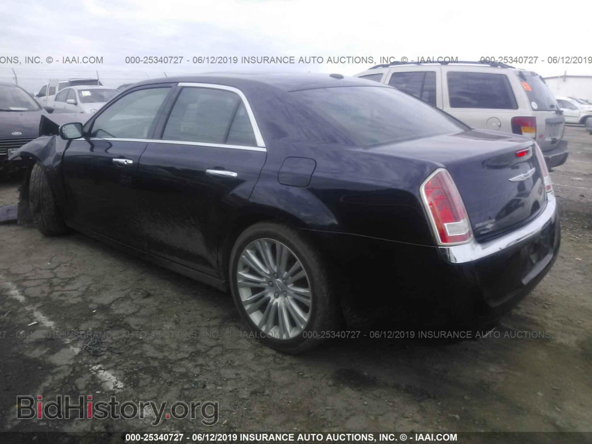 2012 CHRYSLER 300 - VIN: 2C3CCACG2CH137030 - Фото 3
