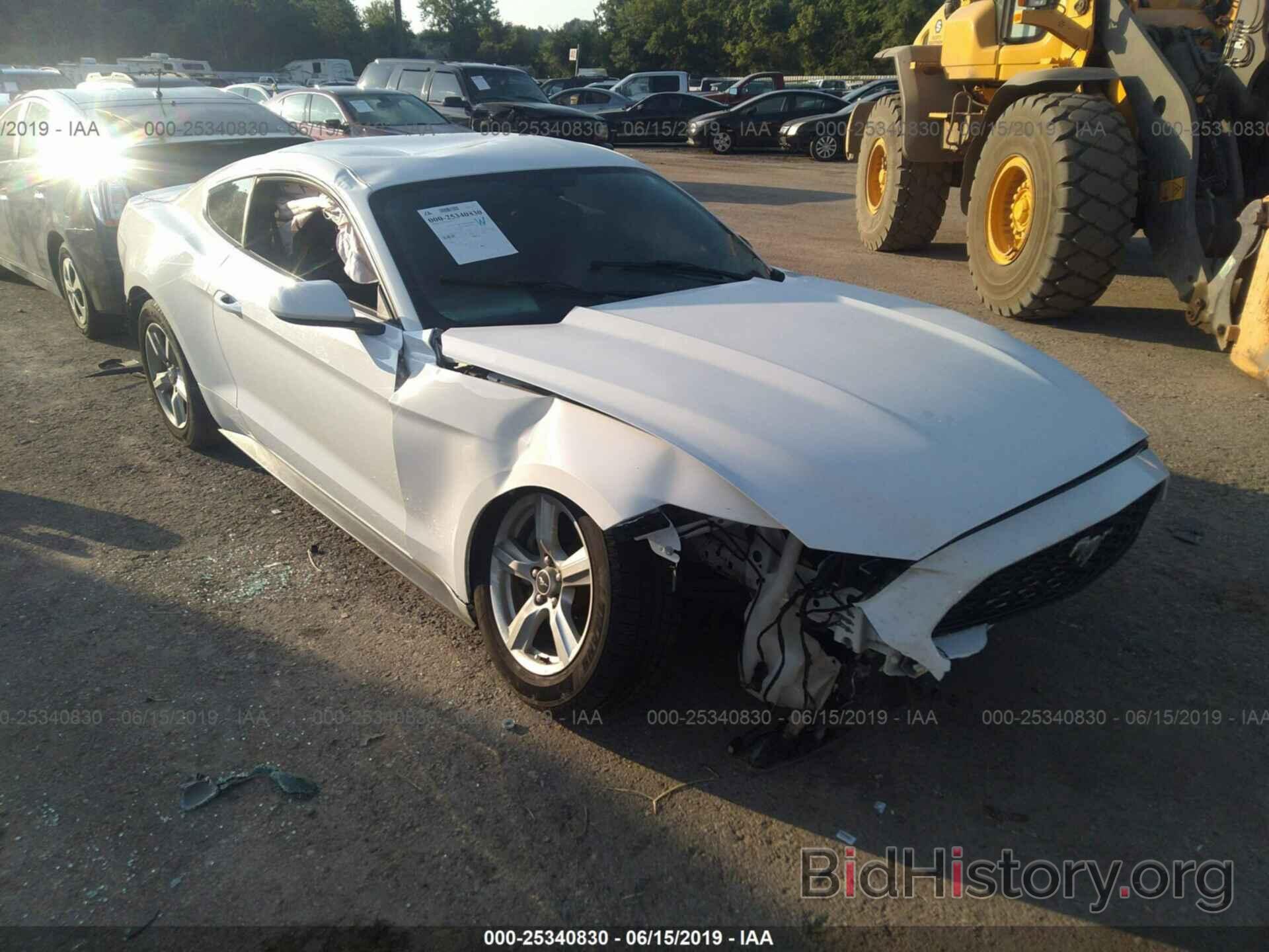 Photo 1FA6P8AM0G5316345 - FORD MUSTANG 2016