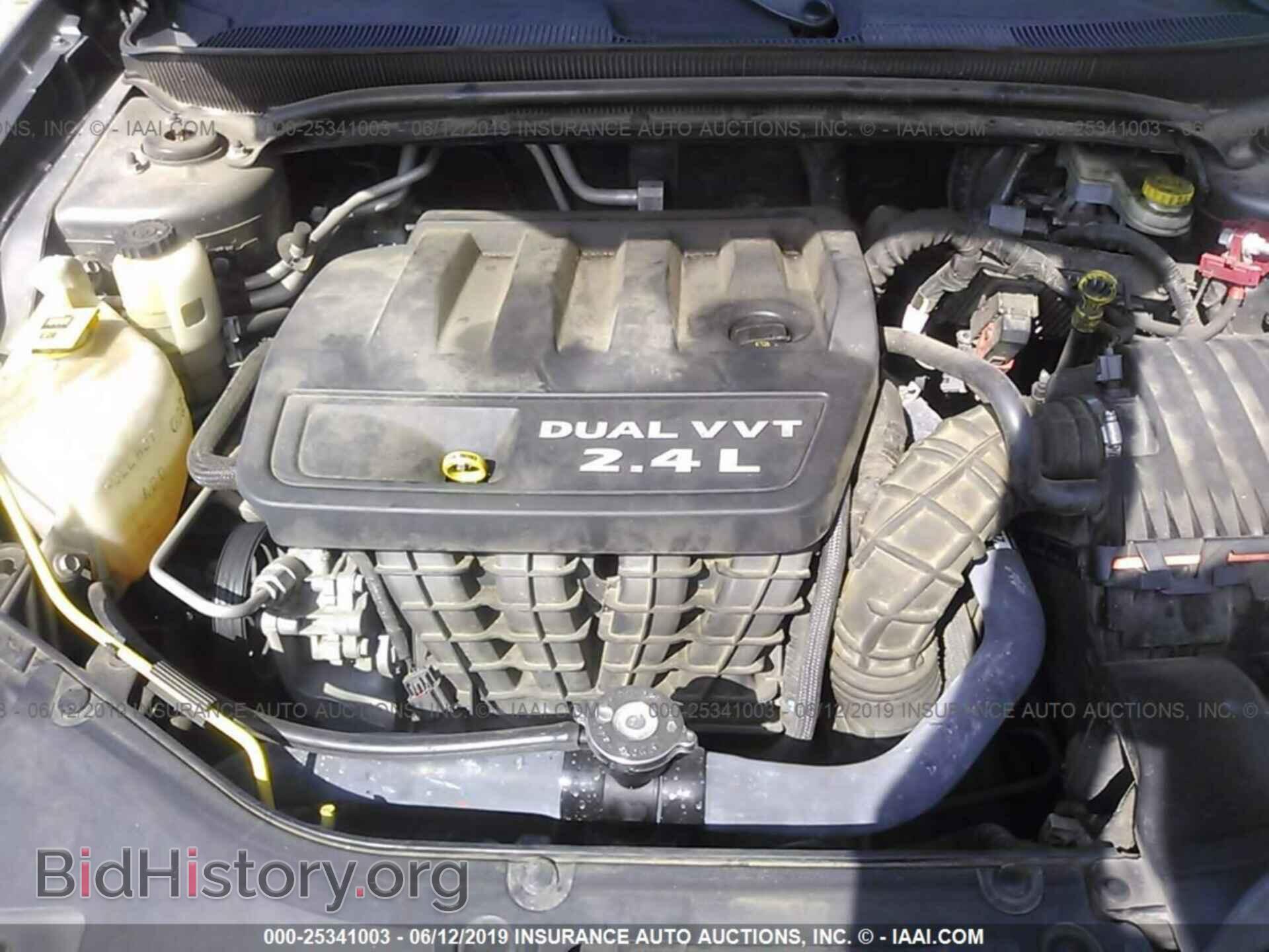 2012 CHRYSLER 200 - VIN: 1C3CCBAB5CN152464 - Photo 10