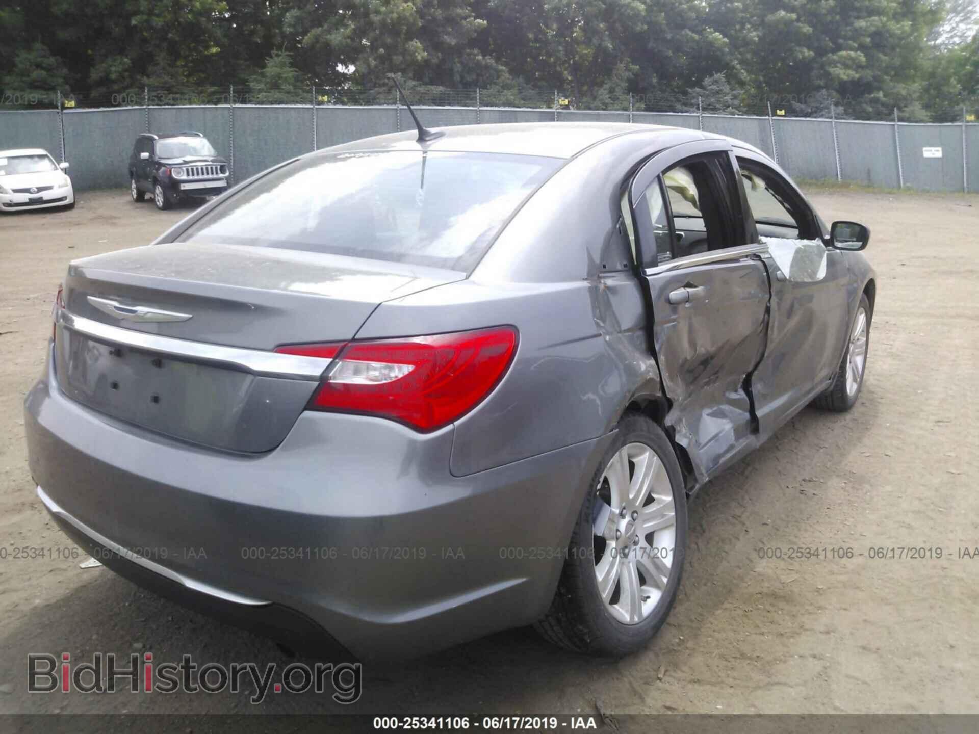 2013 CHRYSLER 200 - VIN: 1C3CCBBB5DN605630 - Photo 4