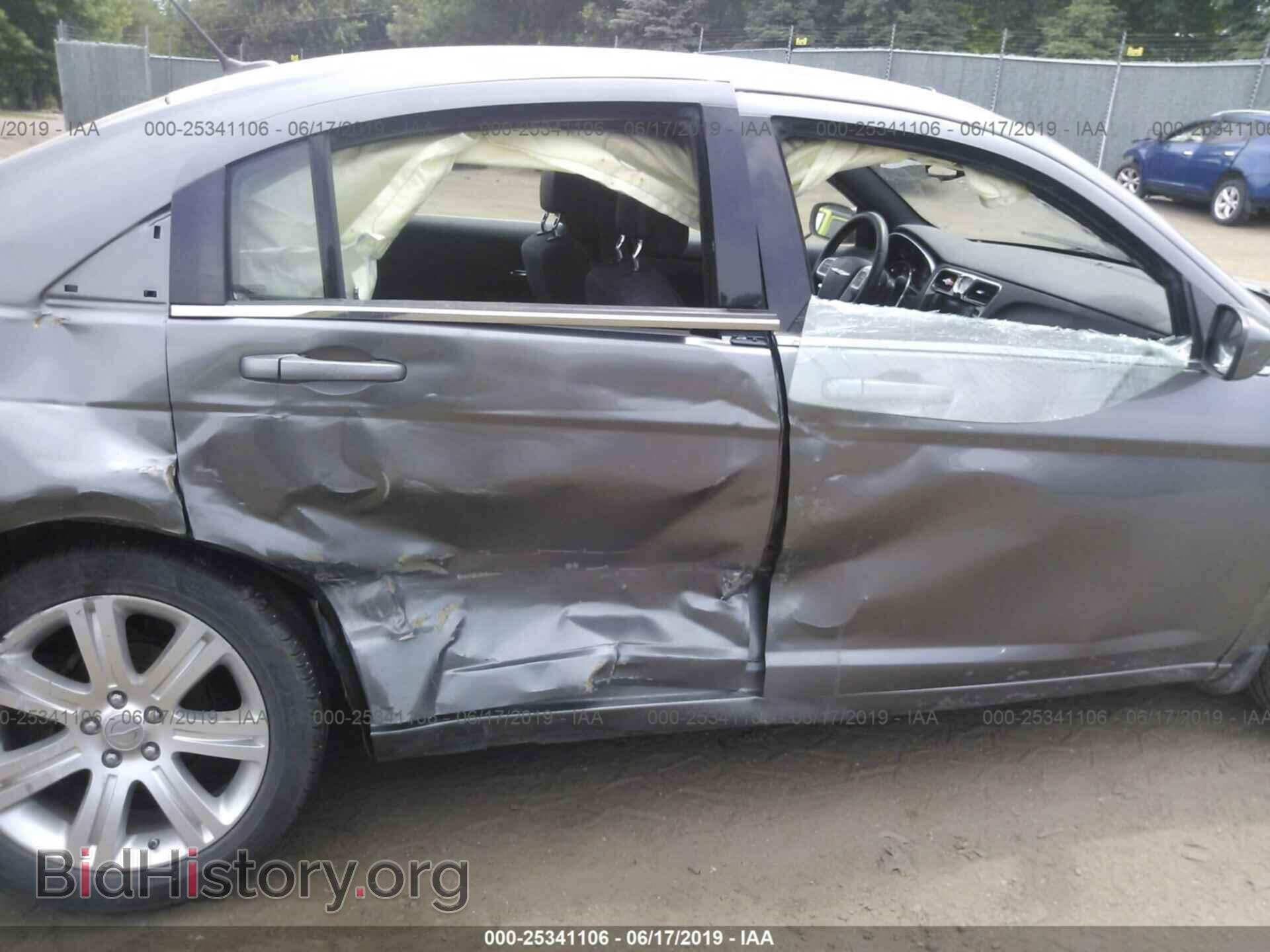 2013 CHRYSLER 200 - VIN: 1C3CCBBB5DN605630 - Photo 6