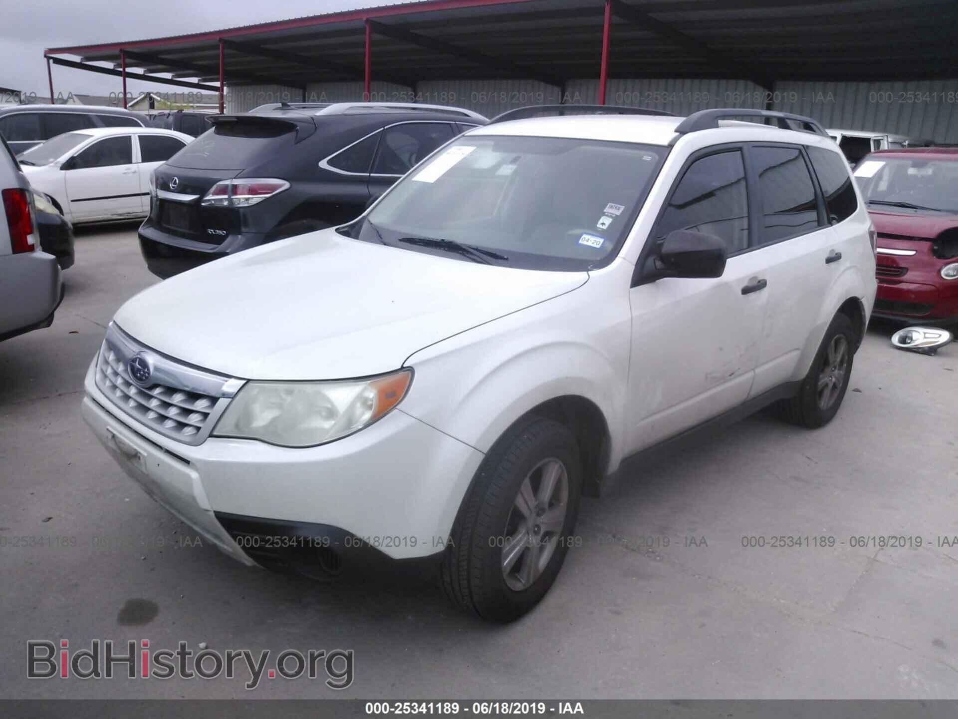 2011 SUBARU FORESTER - VIN: JF2SHBBC8BH766231 - Фото 2