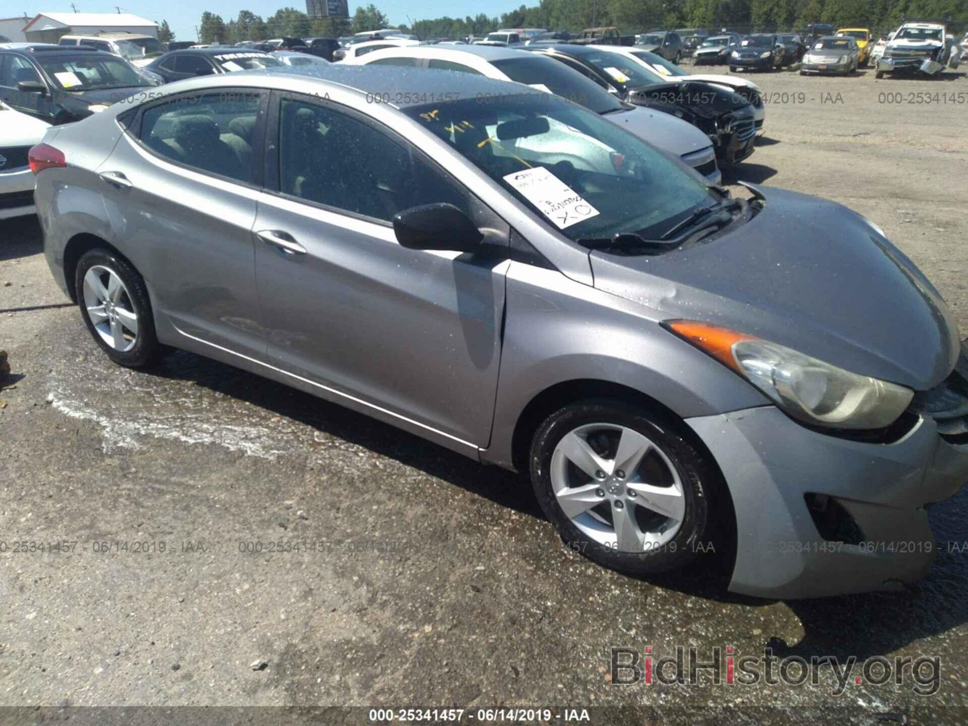 Photo KMHDH4AE9BU130555 - HYUNDAI ELANTRA 2011