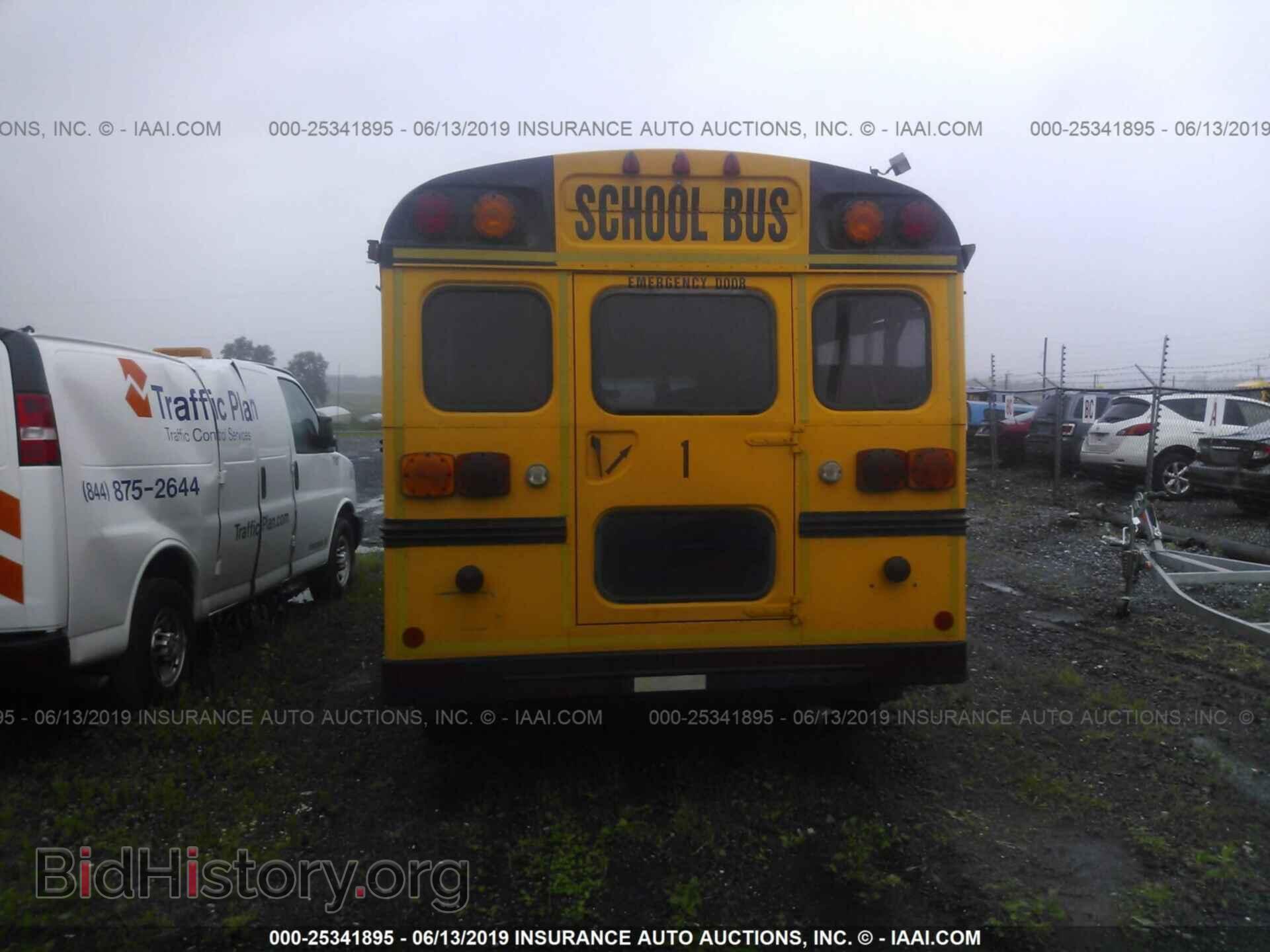 2000 FORD ECONOLINE - VIN: 1FDSE35F7YHA73982 - Photo 8