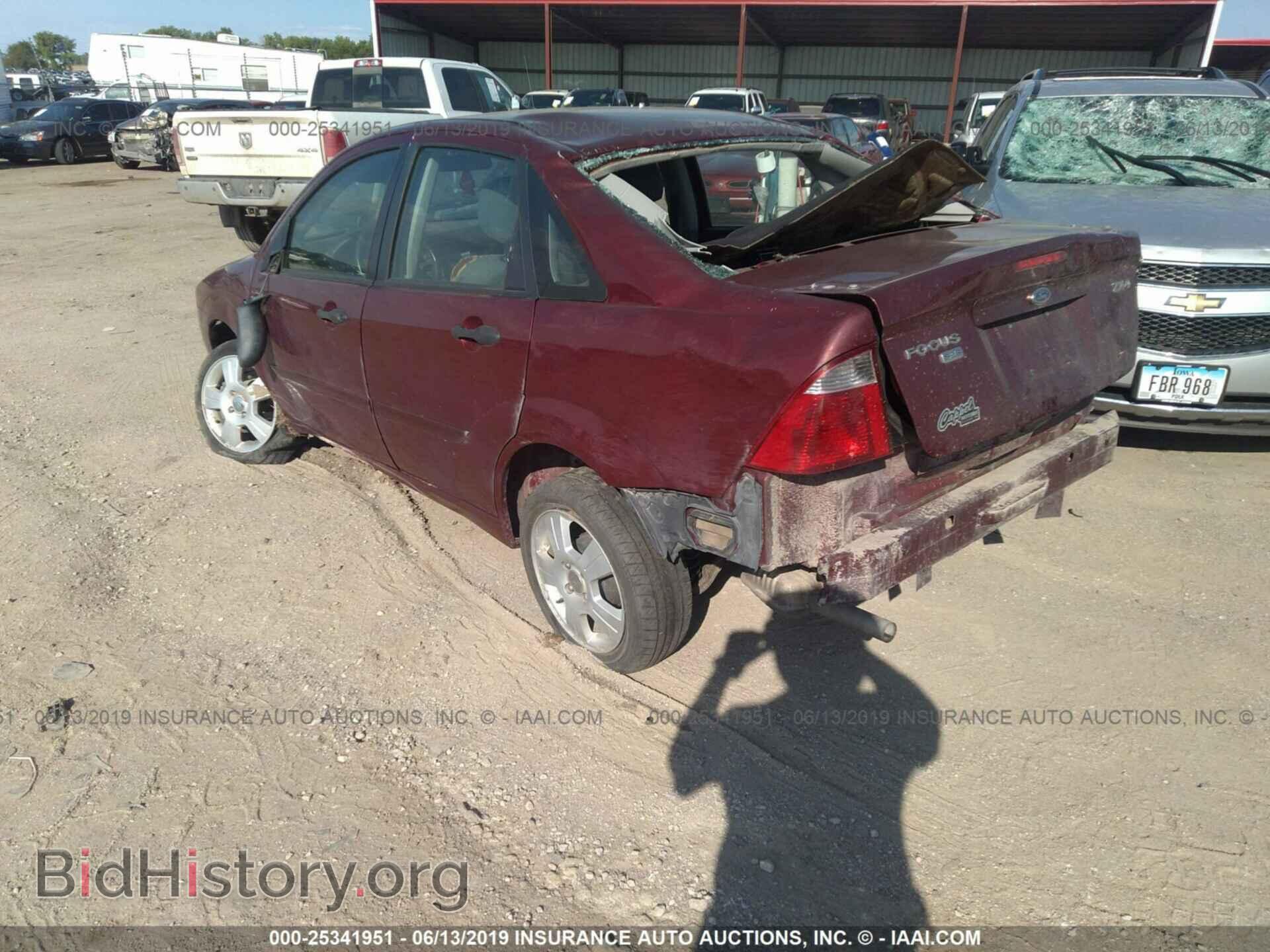2006 FORD FOCUS - VIN: 1FAHP34N16W109942 - Фото 3