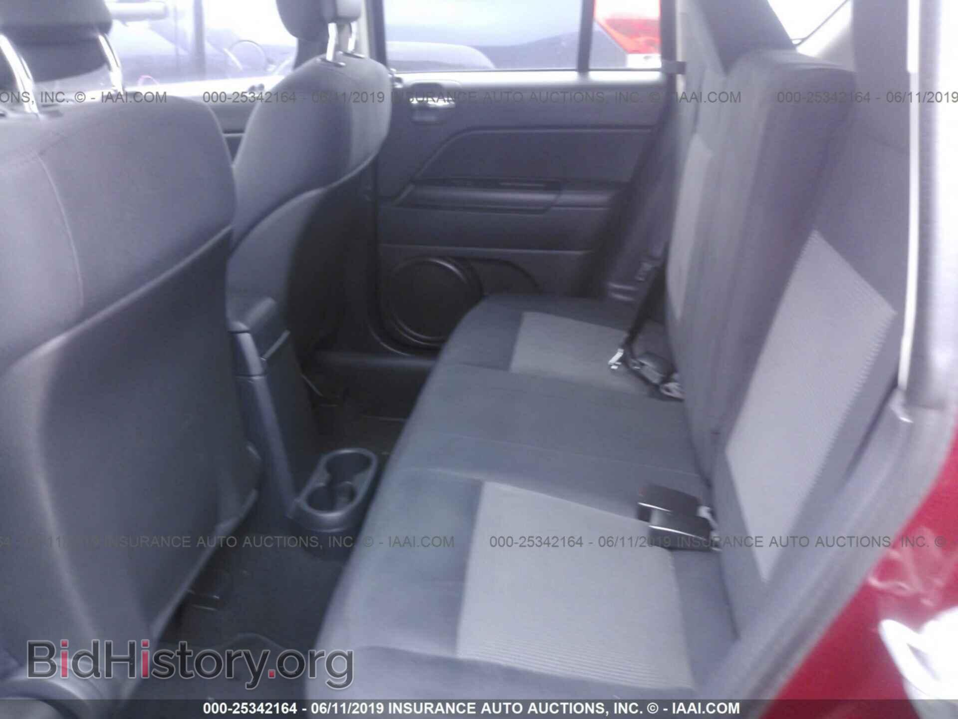 2012 JEEP COMPASS - VIN: 1C4NJCBA1CD542277 - Photo 8