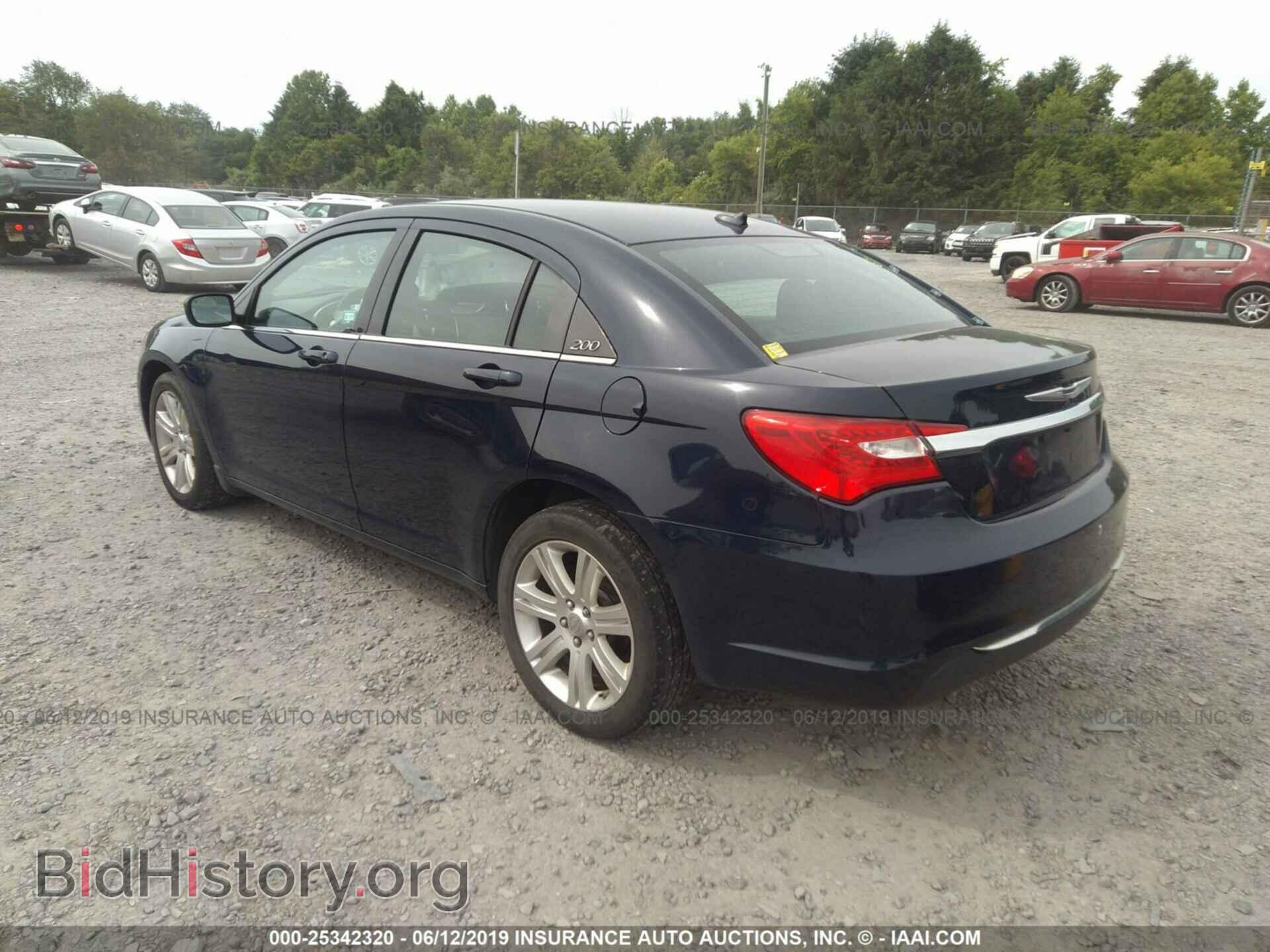 2013 CHRYSLER 200 - VIN: 1C3CCBAB3DN735889 - Photo 3