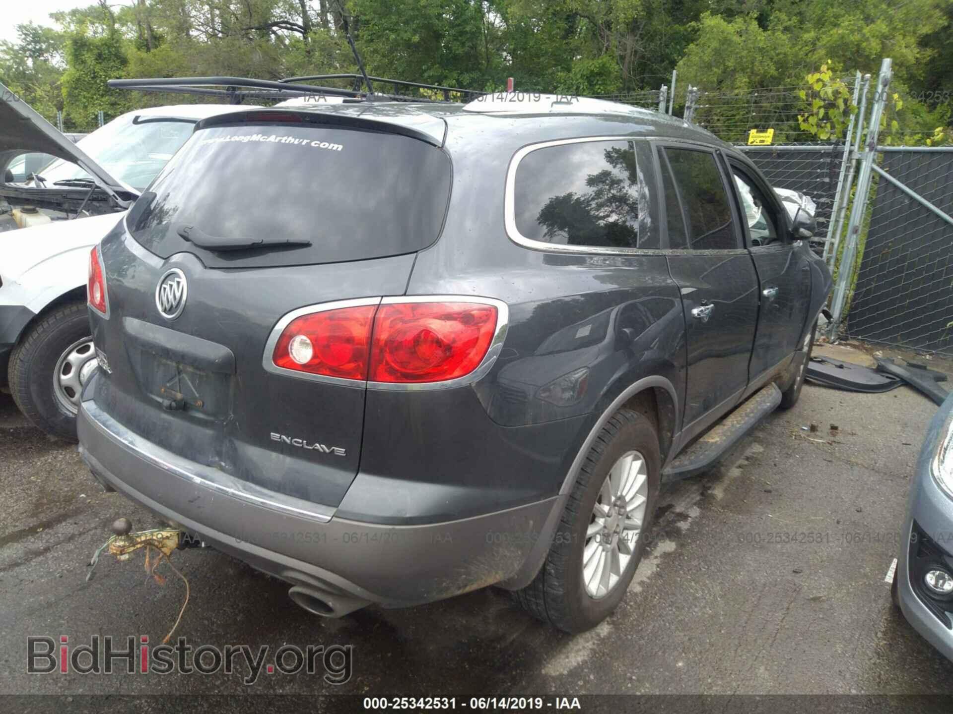 2011 BUICK ENCLAVE - VIN: 5GAKRAED7BJ257851 - Фото 4