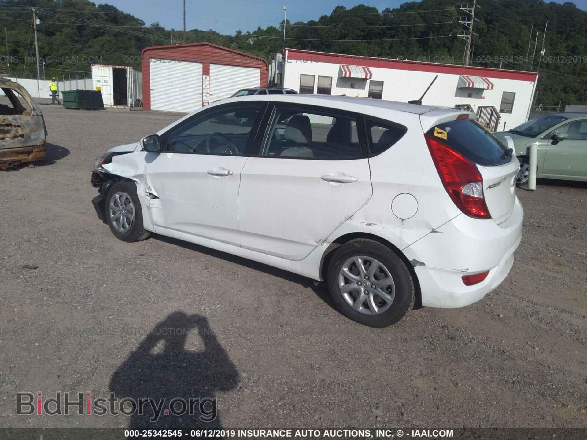 2014 HYUNDAI ACCENT - VIN: KMHCT5AE2EU179262 - Фото 3