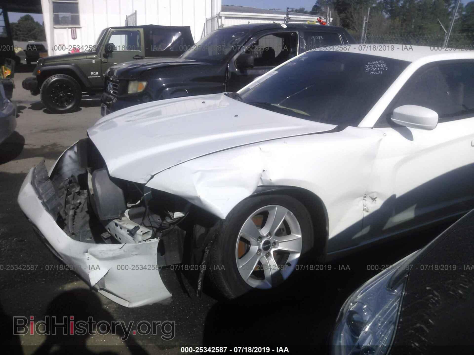 2011 DODGE CHARGER - VIN: 2B3CL3CG8BH579138 - Фото 6