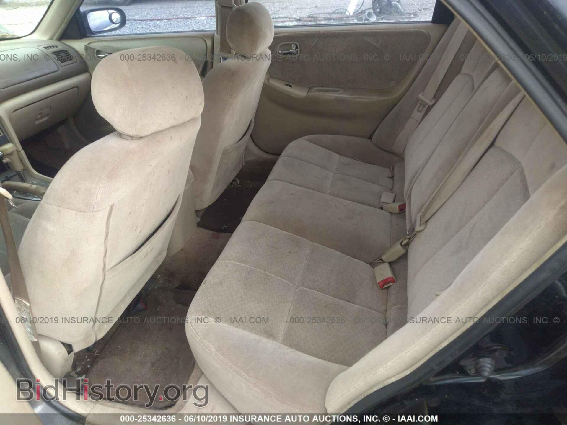 2000 MAZDA 626 - VIN: 1YVGF22C1Y5101847 - Фото 8