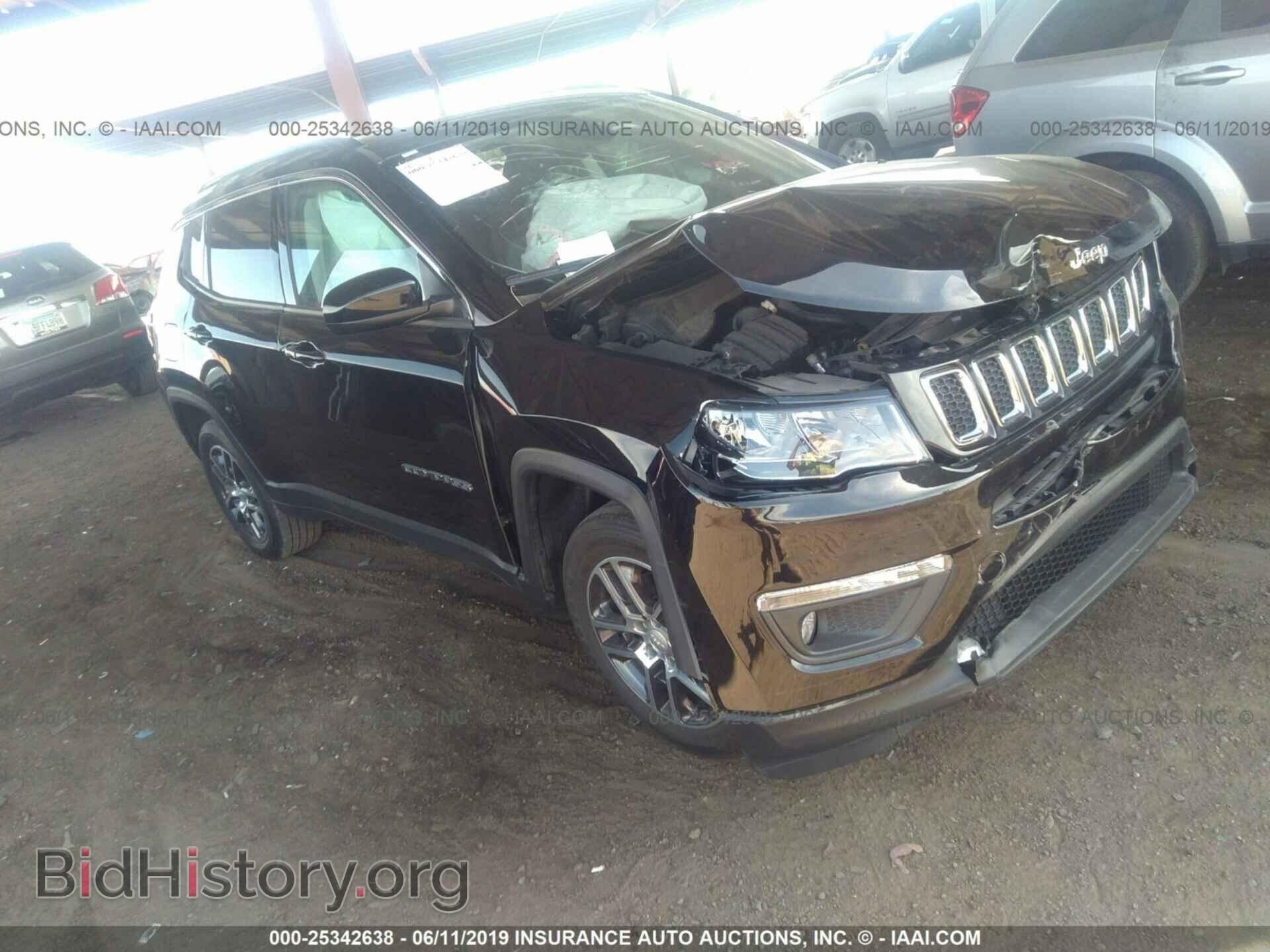 Фотография 3C4NJDBB4JT235045 - JEEP COMPASS 2018