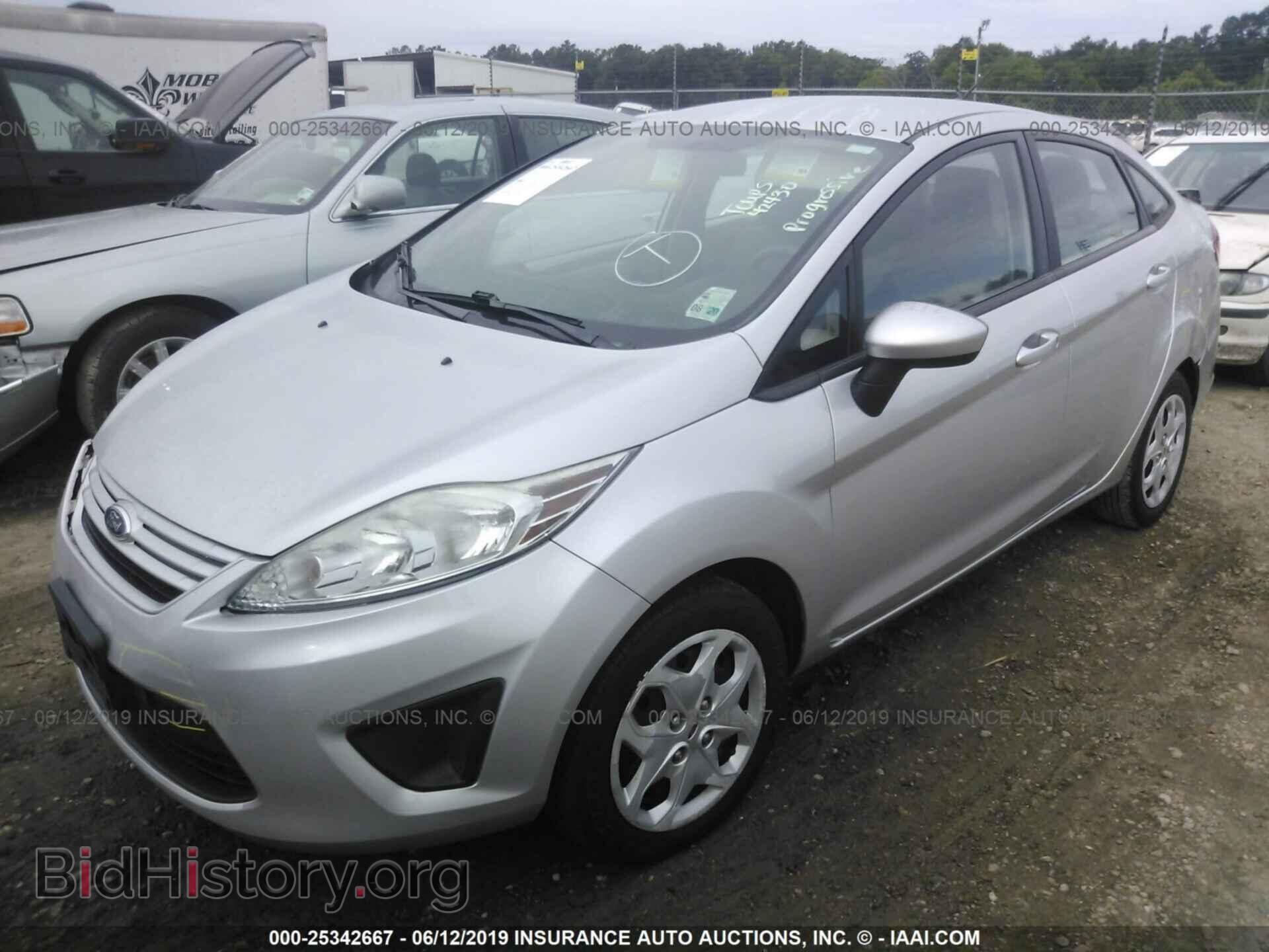 2013 FORD FIESTA - VIN: 3FADP4AJ2DM108818 - Фото 2