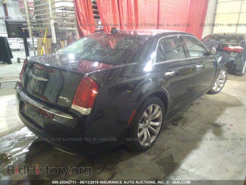 2015 Chrysler 300C (VIN 2C3CCAEG9FH736217) — фото 4 из 10