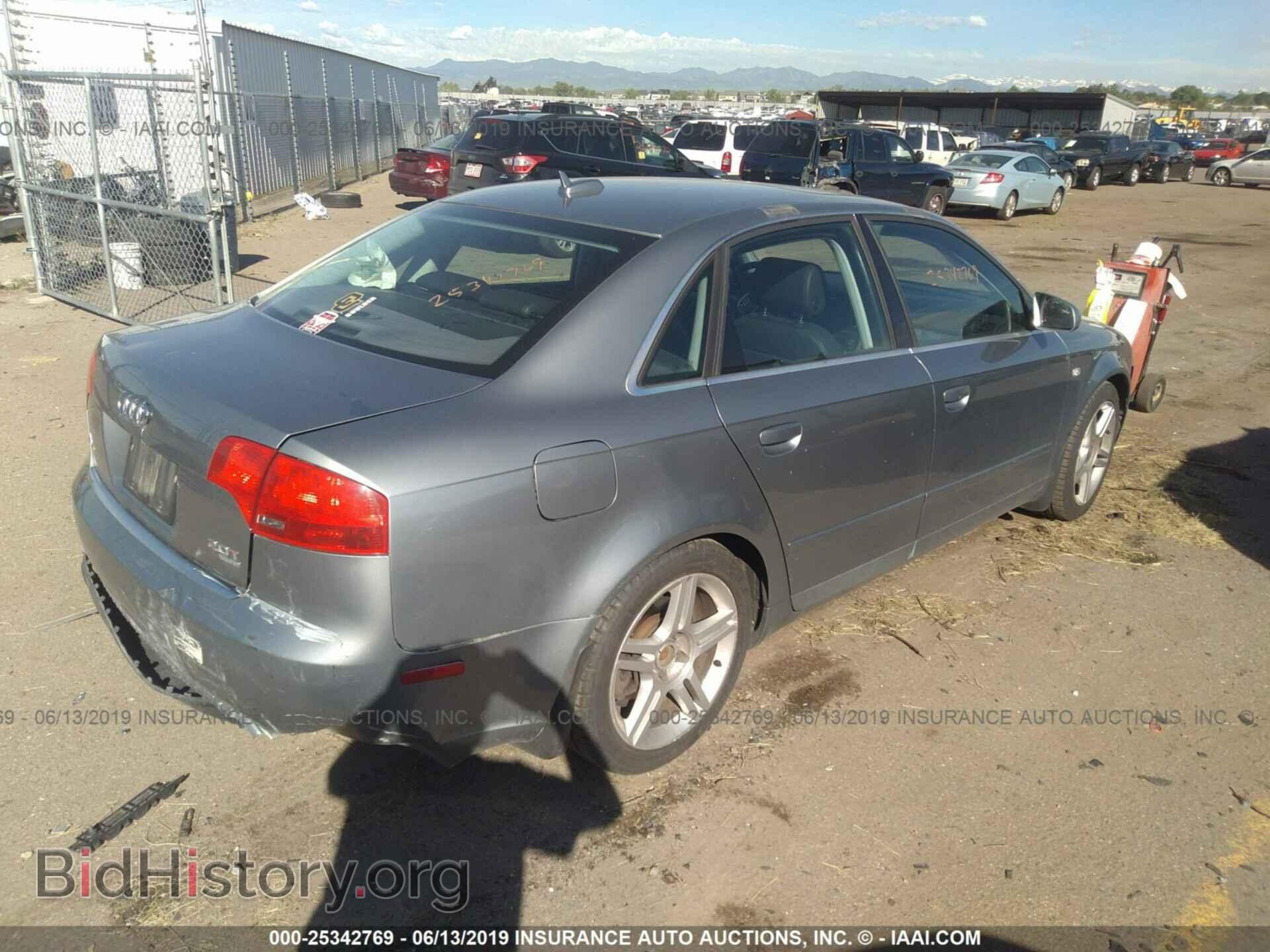 2005 AUDI A4 - VIN: WAUDF68E05A427468 - Photo 4