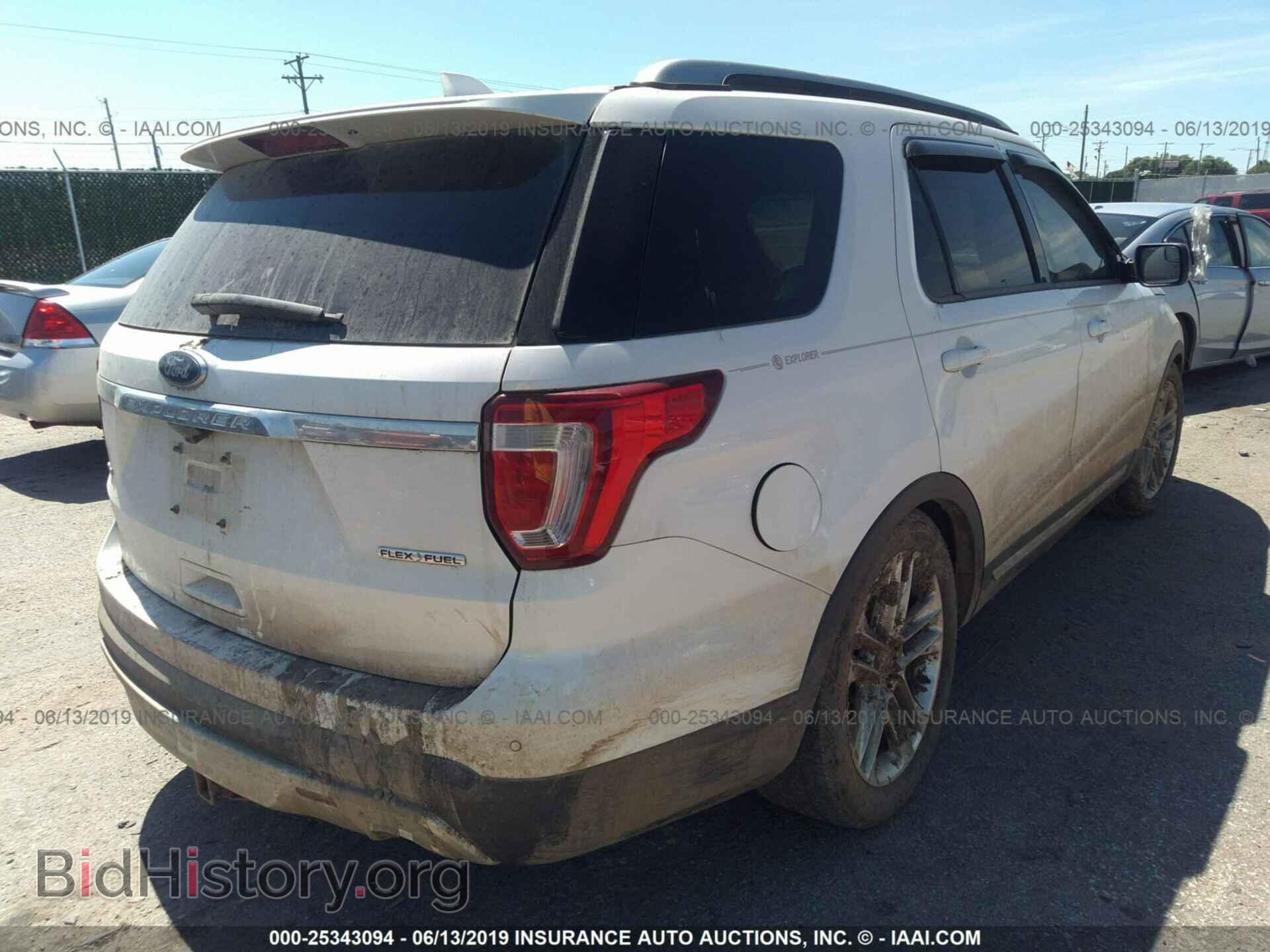 2016 FORD EXPLORER - VIN: 1FM5K7D83GGA17932 - Photo 4