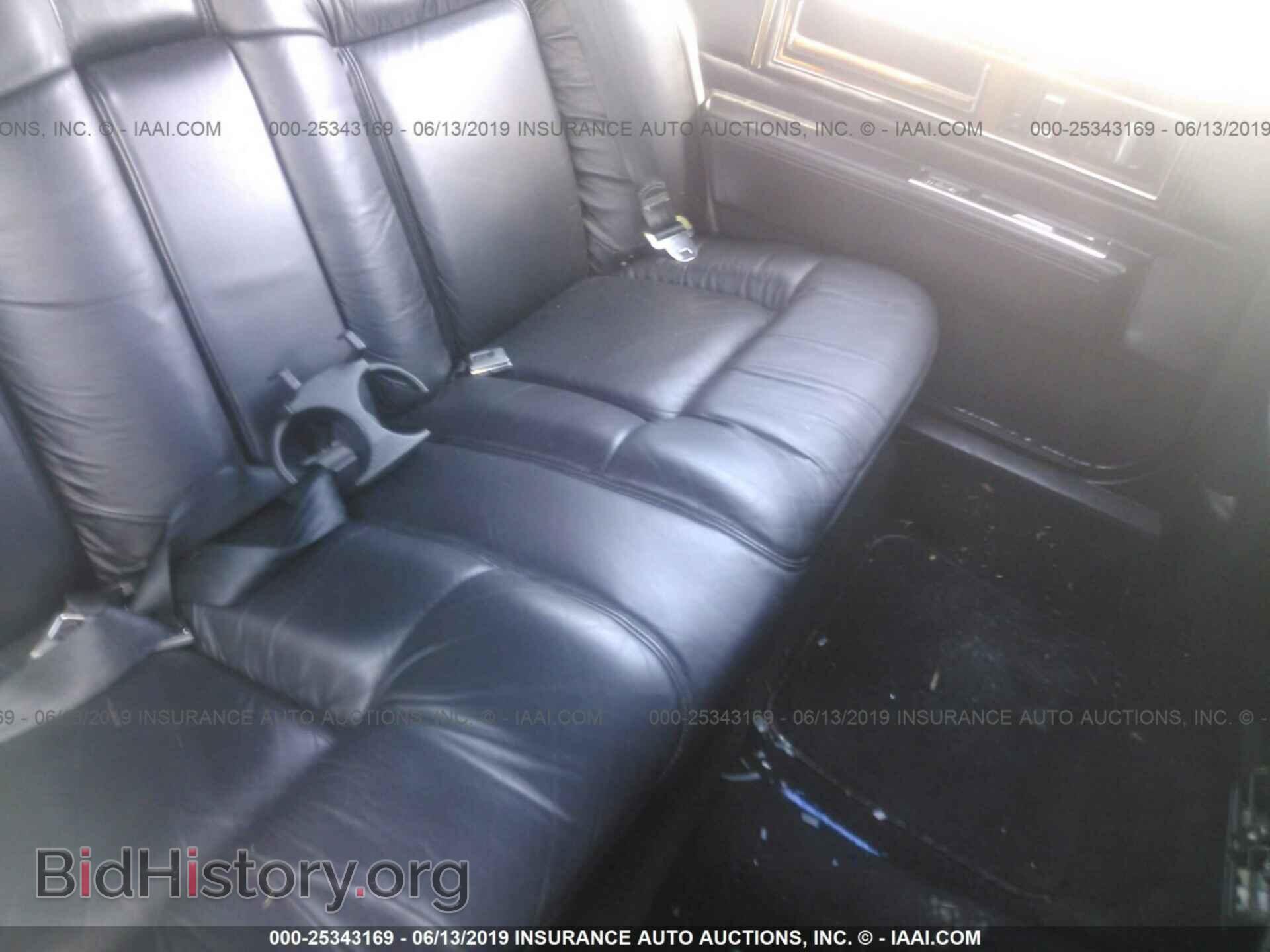 1993 CADILLAC DEVILLE - VIN: 1G6CD53B8P4320877 - Photo 8