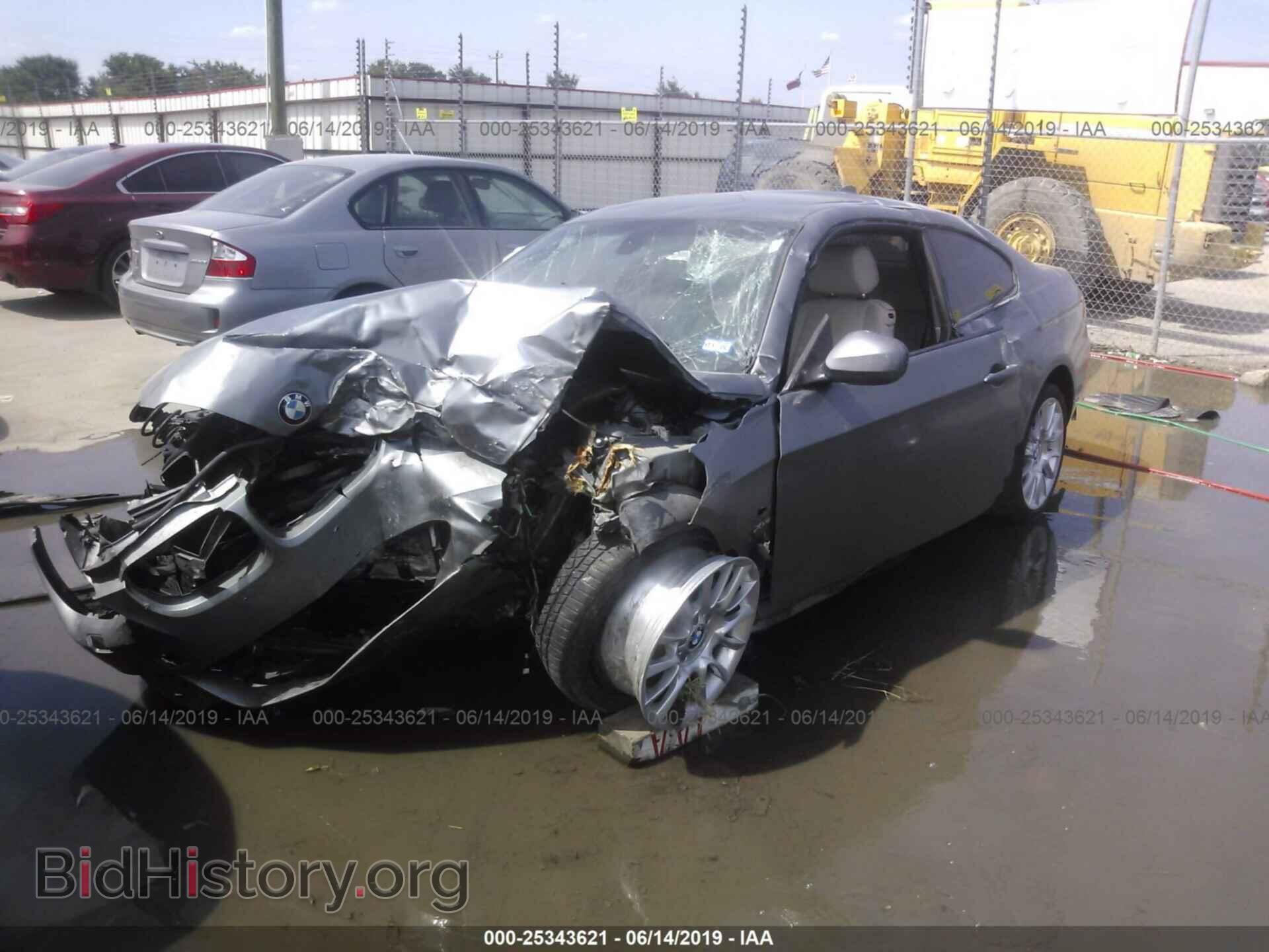 2012 BMW 328 - VIN: WBAKF3C51CE974428 - Фото 2