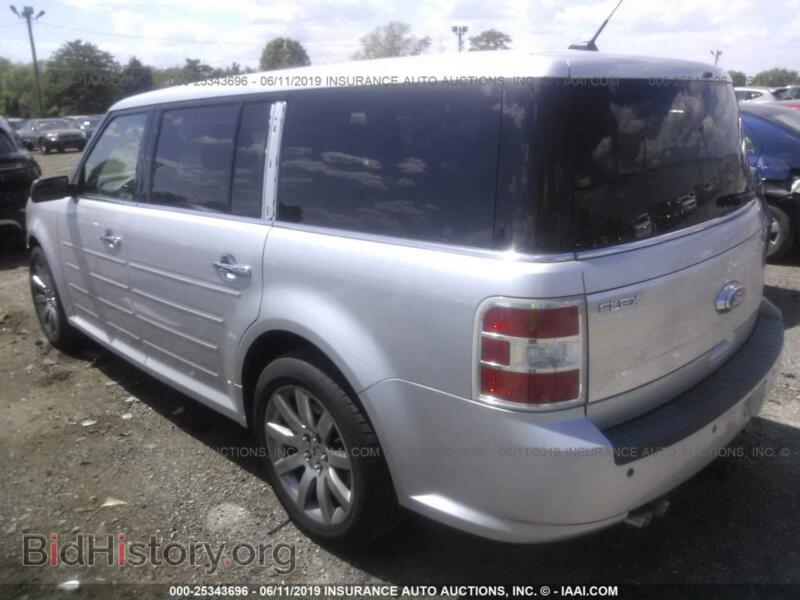 2011 Ford FLEX (VIN 2FMGK5DC2BBD34117) — photo 3 of 10