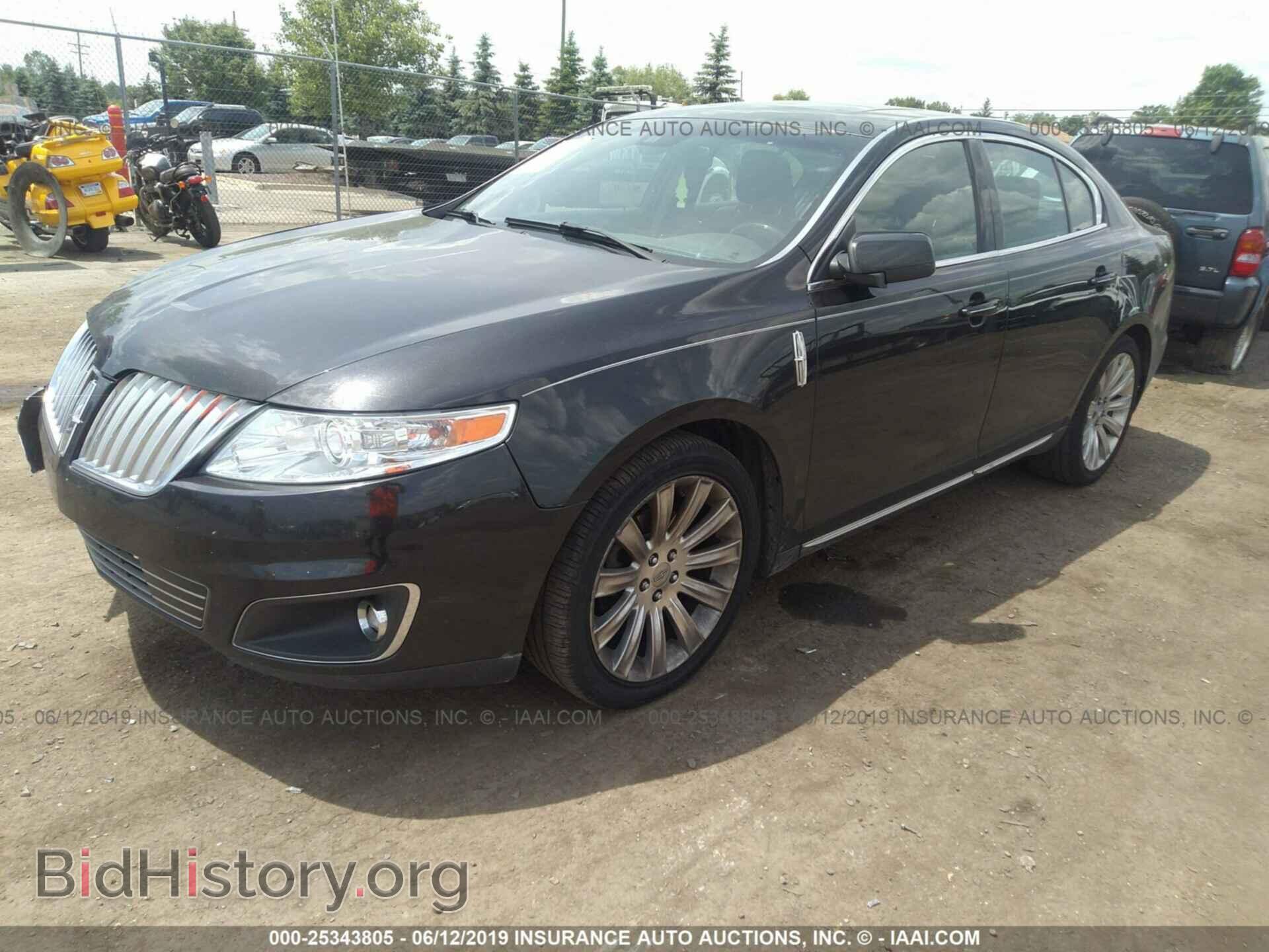 2011 LINCOLN MKS - VIN: 1LNHL9DR3BG600377 - Фото 2