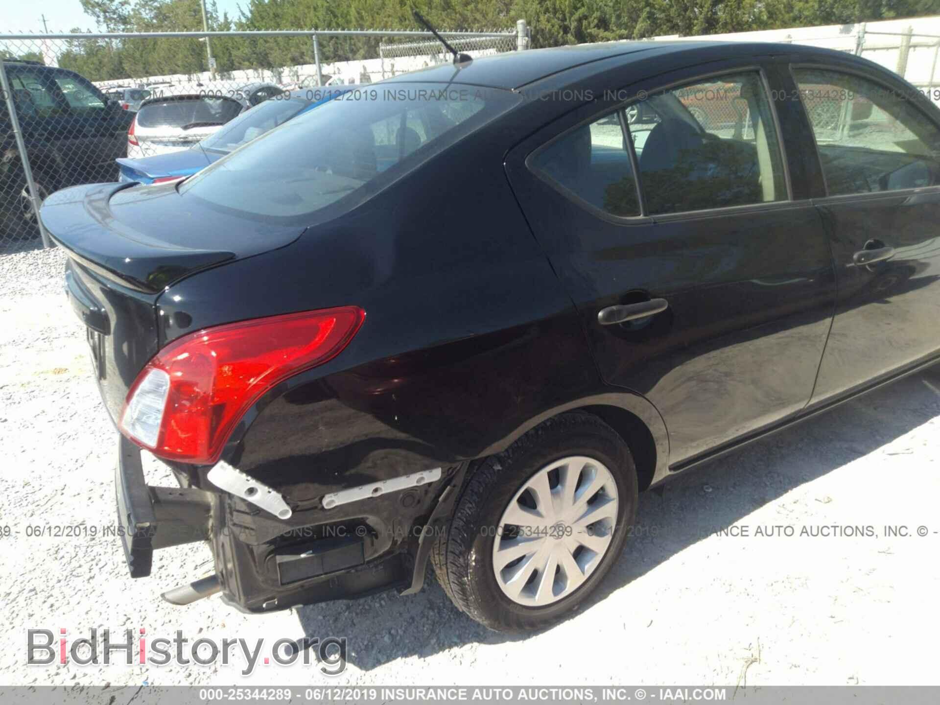 2017 NISSAN VERSA - VIN: 3N1CN7AP3HL892782 - Photo 4