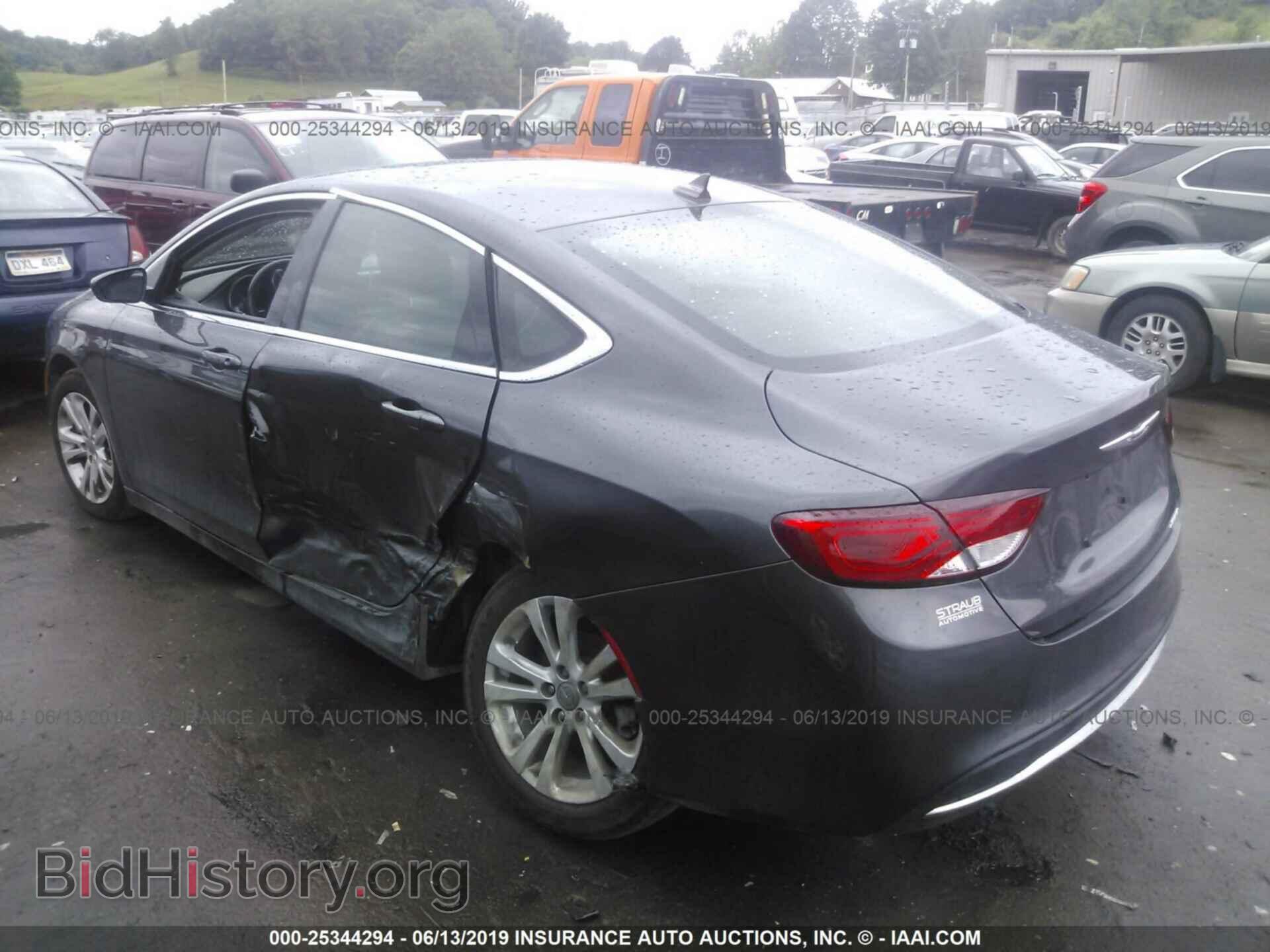 2017 CHRYSLER 200 - VIN: 1C3CCCAB1HN507045 - Фото 3
