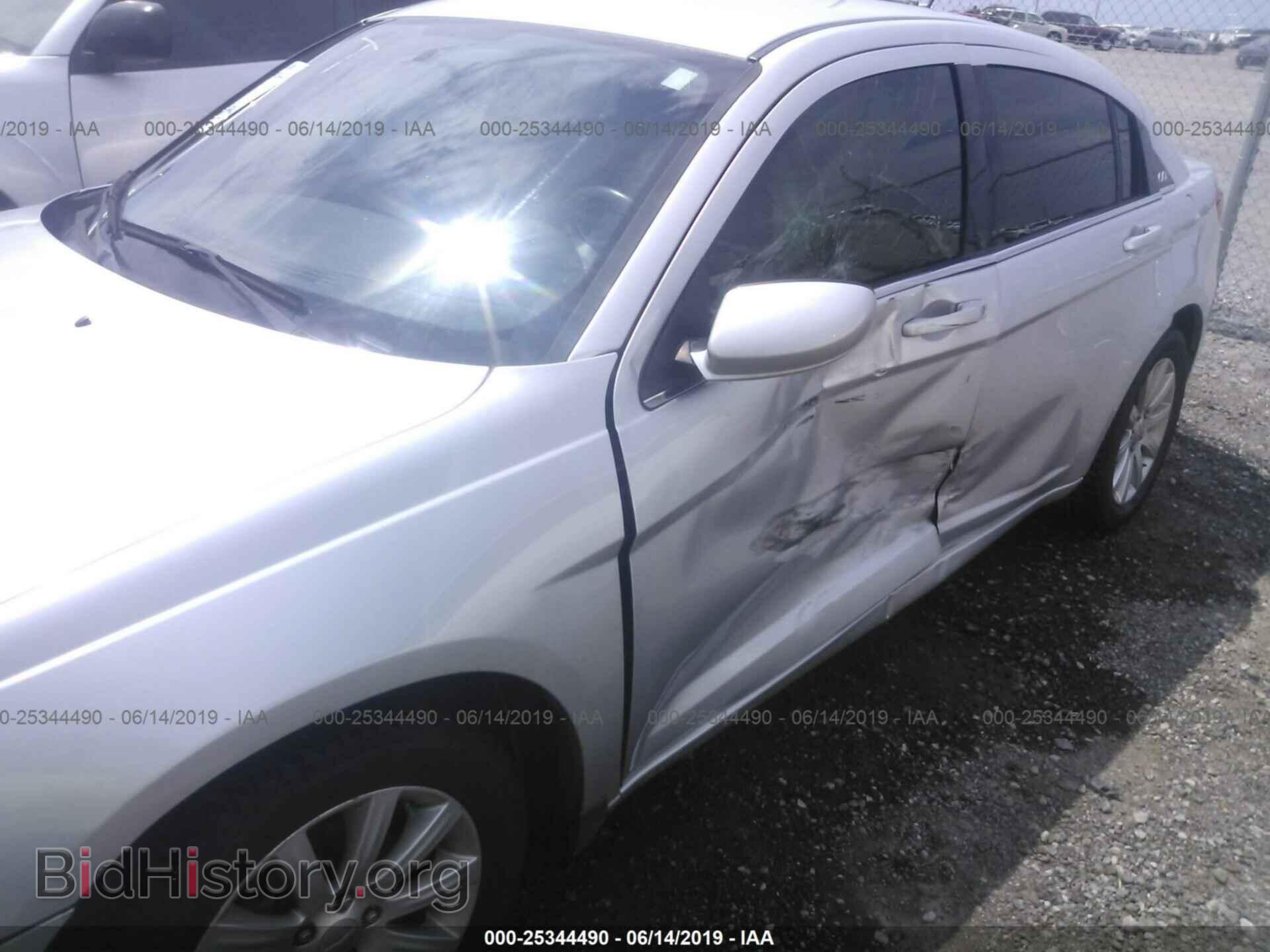 2012 CHRYSLER 200 - VIN: 1C3CCBBB0CN177075 - Фото 6