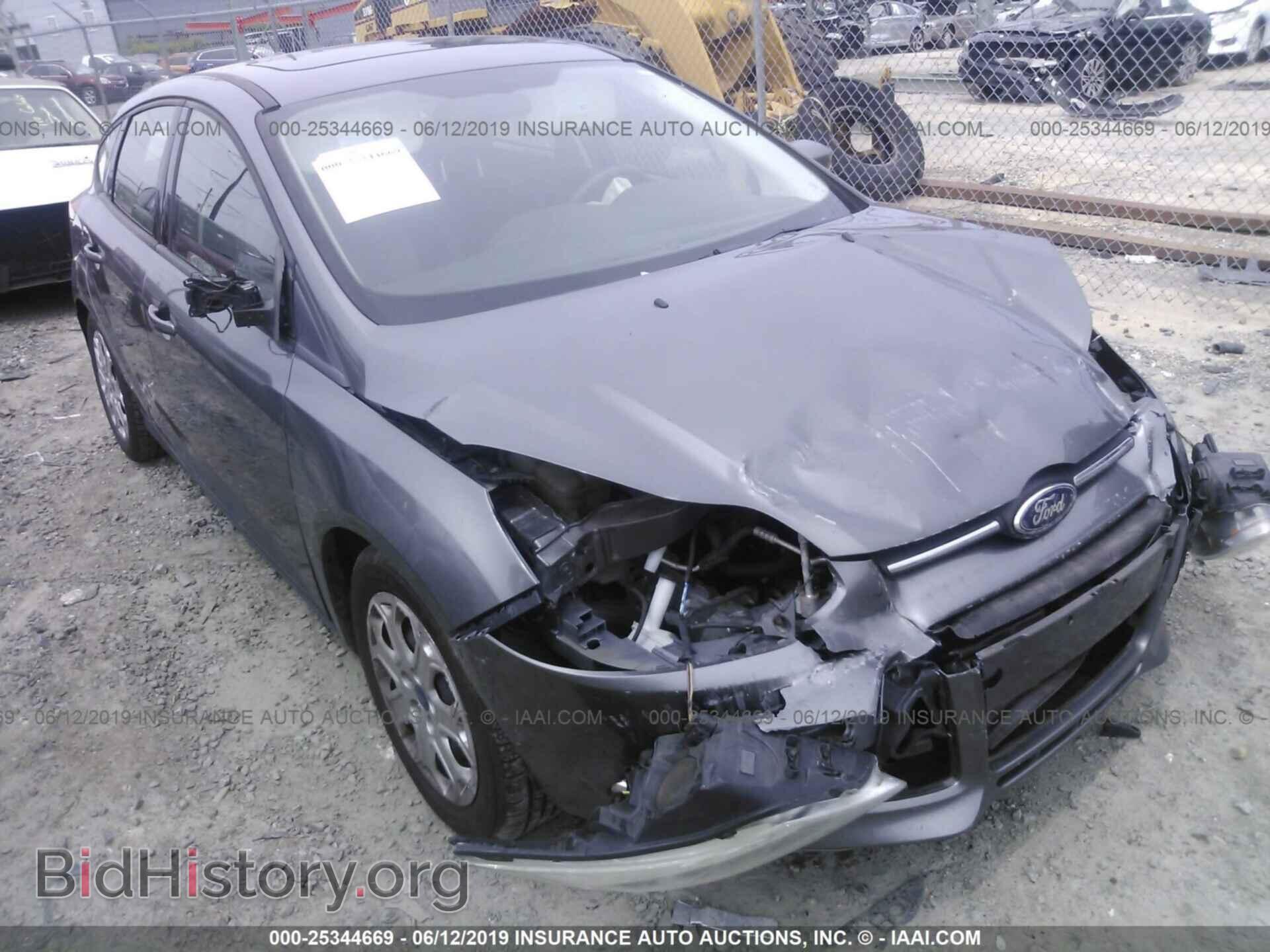 Photo 1FAHP3K21CL365911 - FORD FOCUS 2012