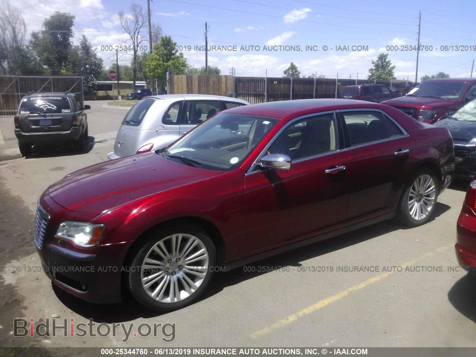 2012 CHRYSLER 300C - VIN: 2C3CCAET6CH225721 - Photo 2