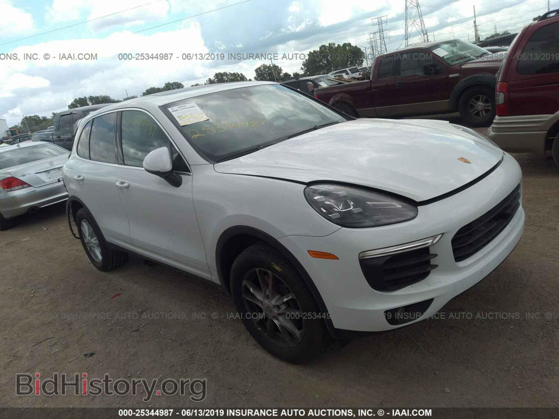 Photo WP1AA2A28GLA04821 - PORSCHE CAYENNE 2016