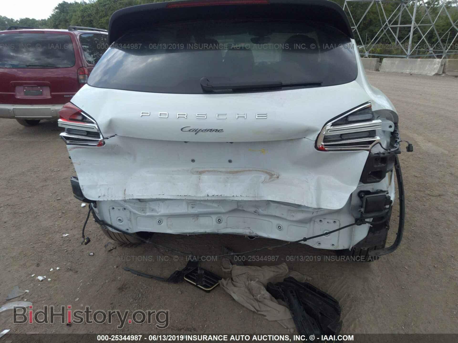 2016 PORSCHE CAYENNE - VIN: WP1AA2A28GLA04821 - Photo 6